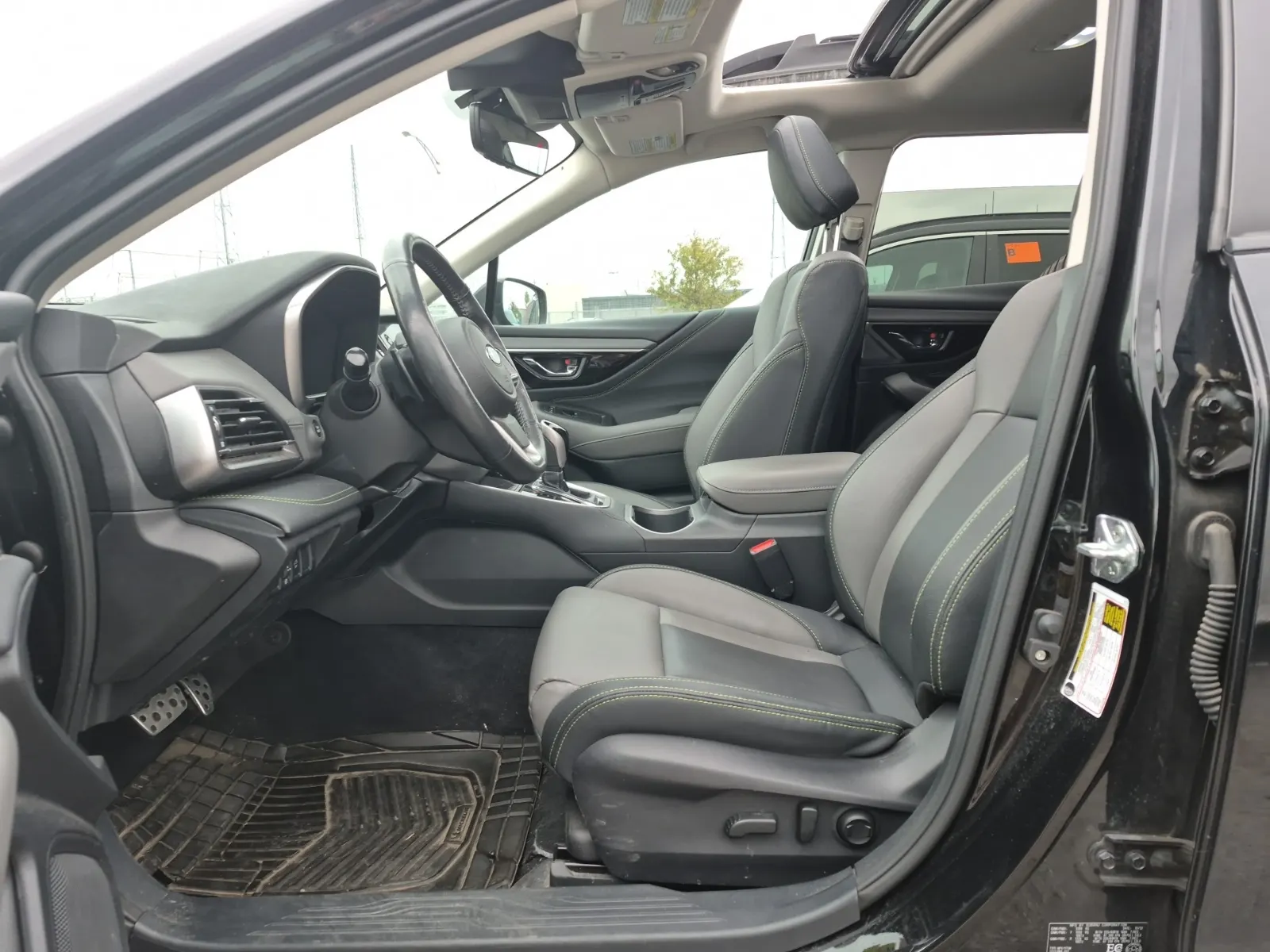 Front Interior Photo