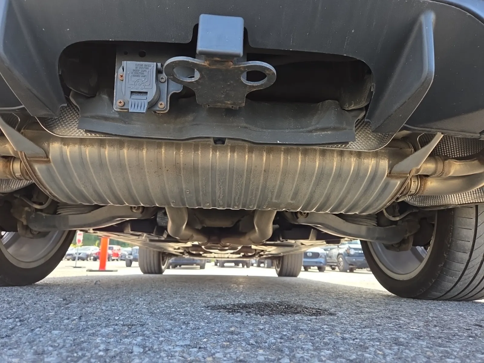 Undercarriage - Rear Photo