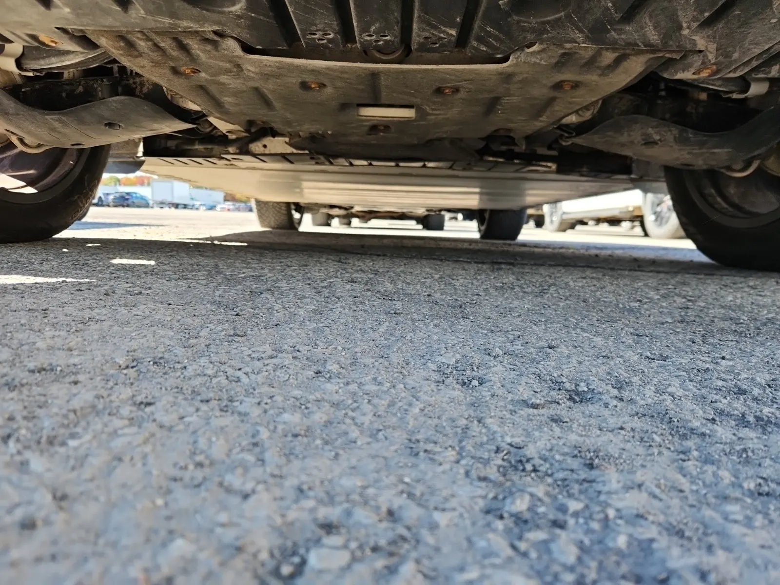 Undercarriage - Rear Photo