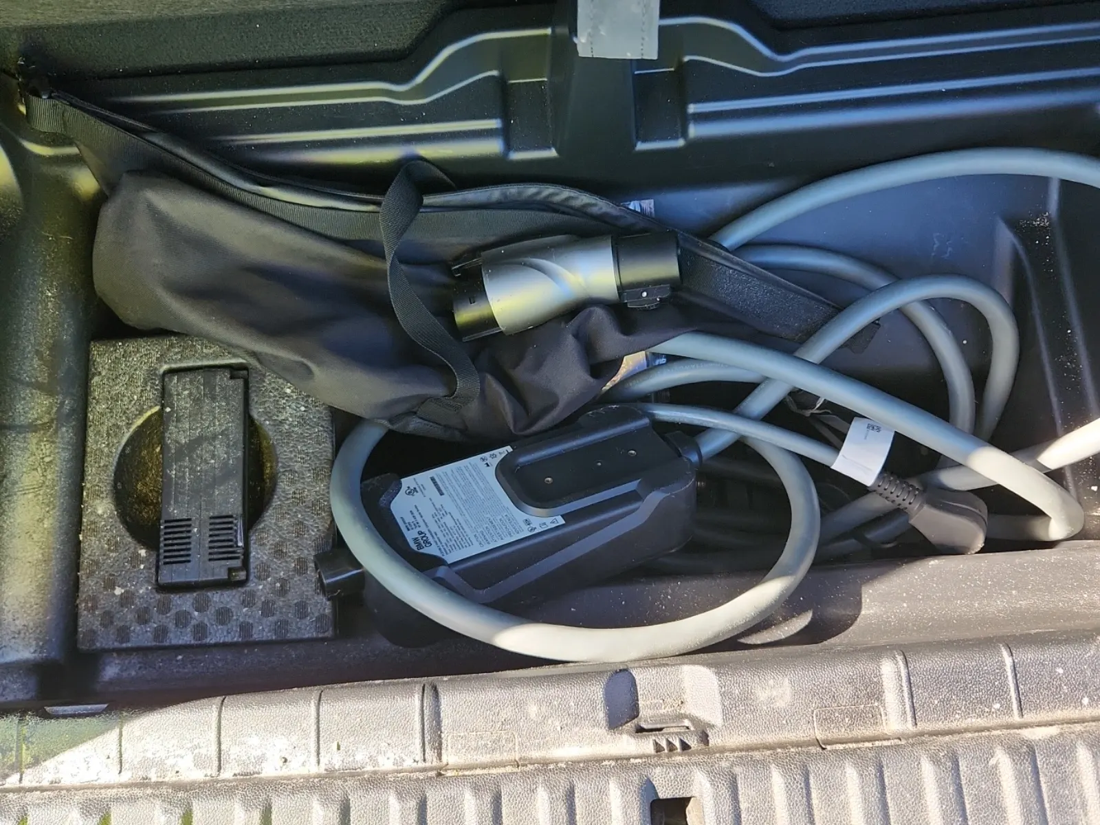 Charging Cable Photo