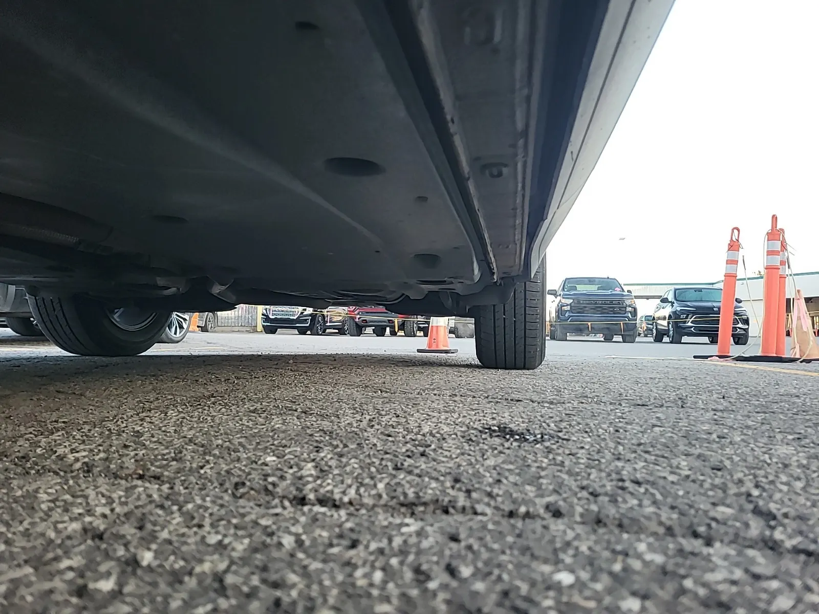 Undercarriage - Driver Photo