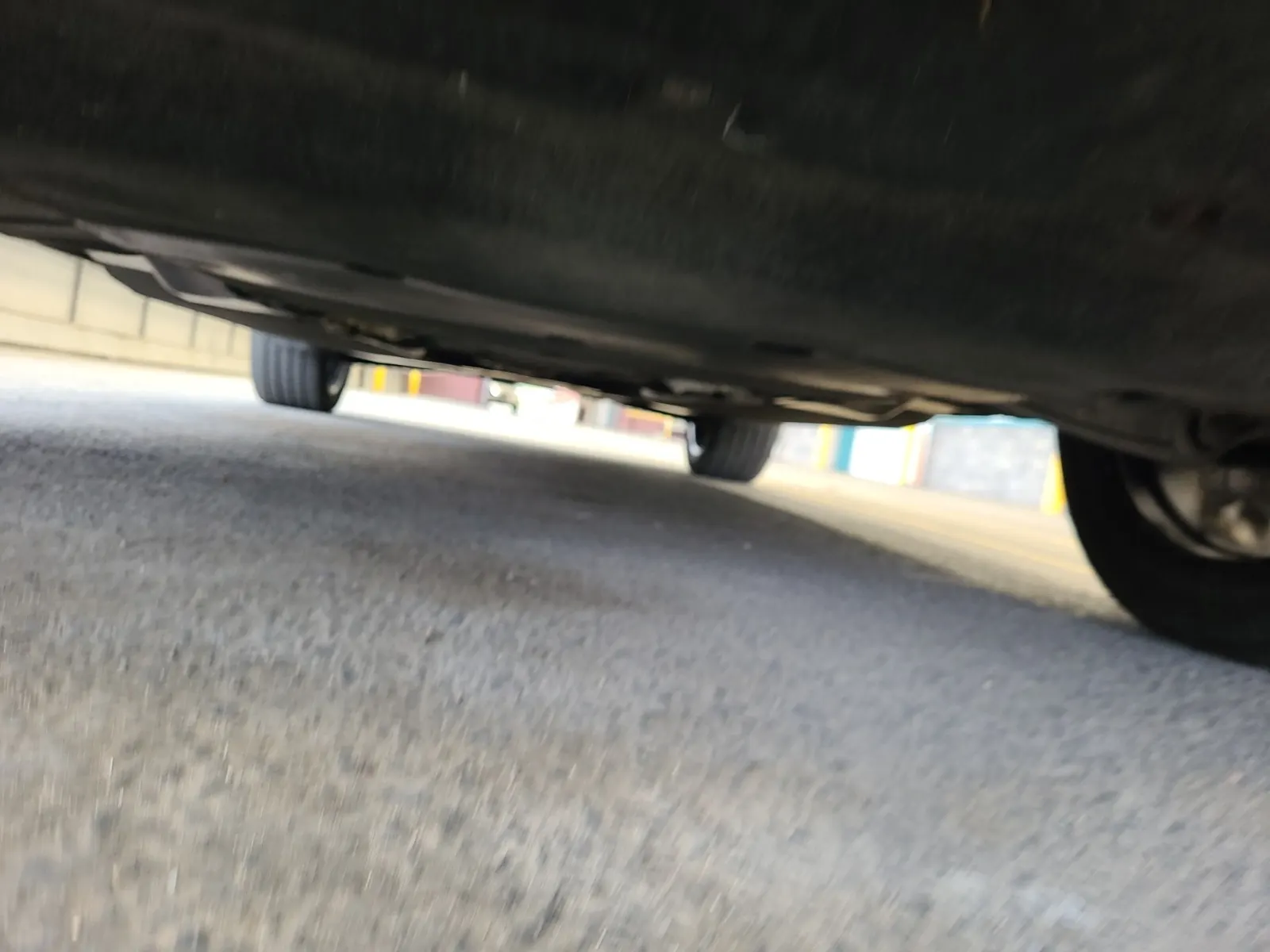 Undercarriage - Front Photo