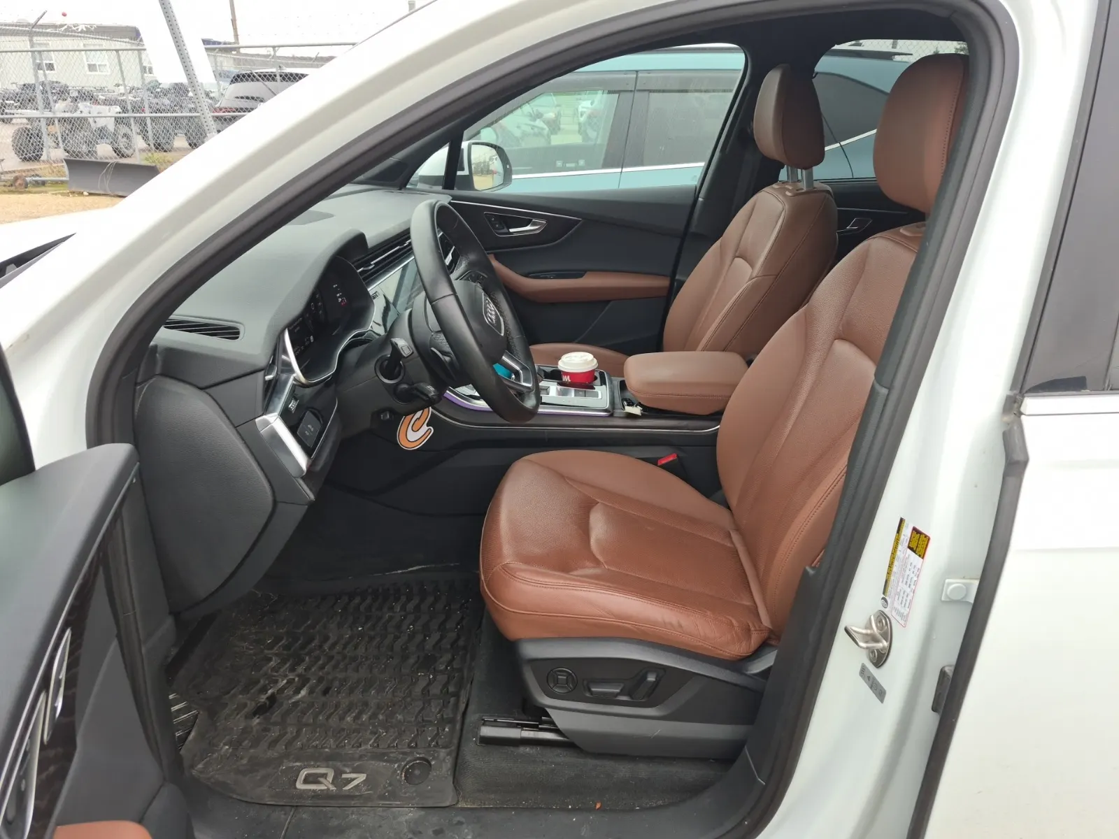 Front Interior Photo