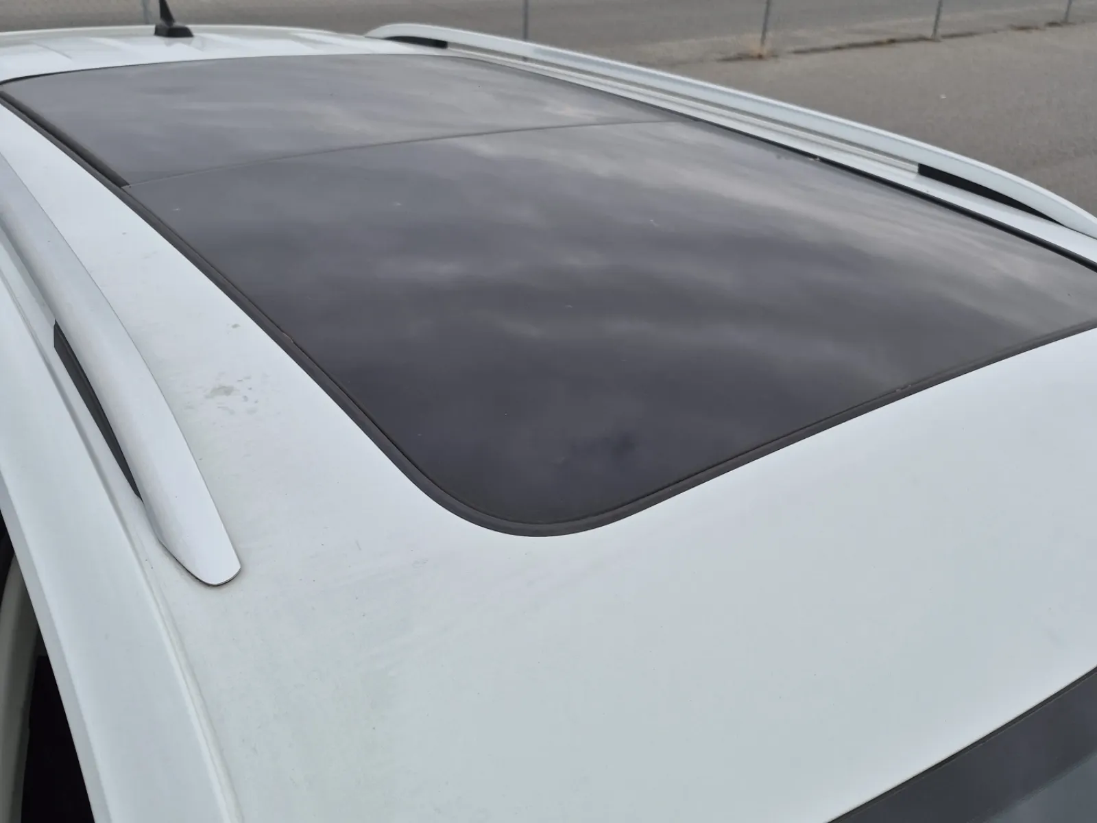 Exterior Roof Photo