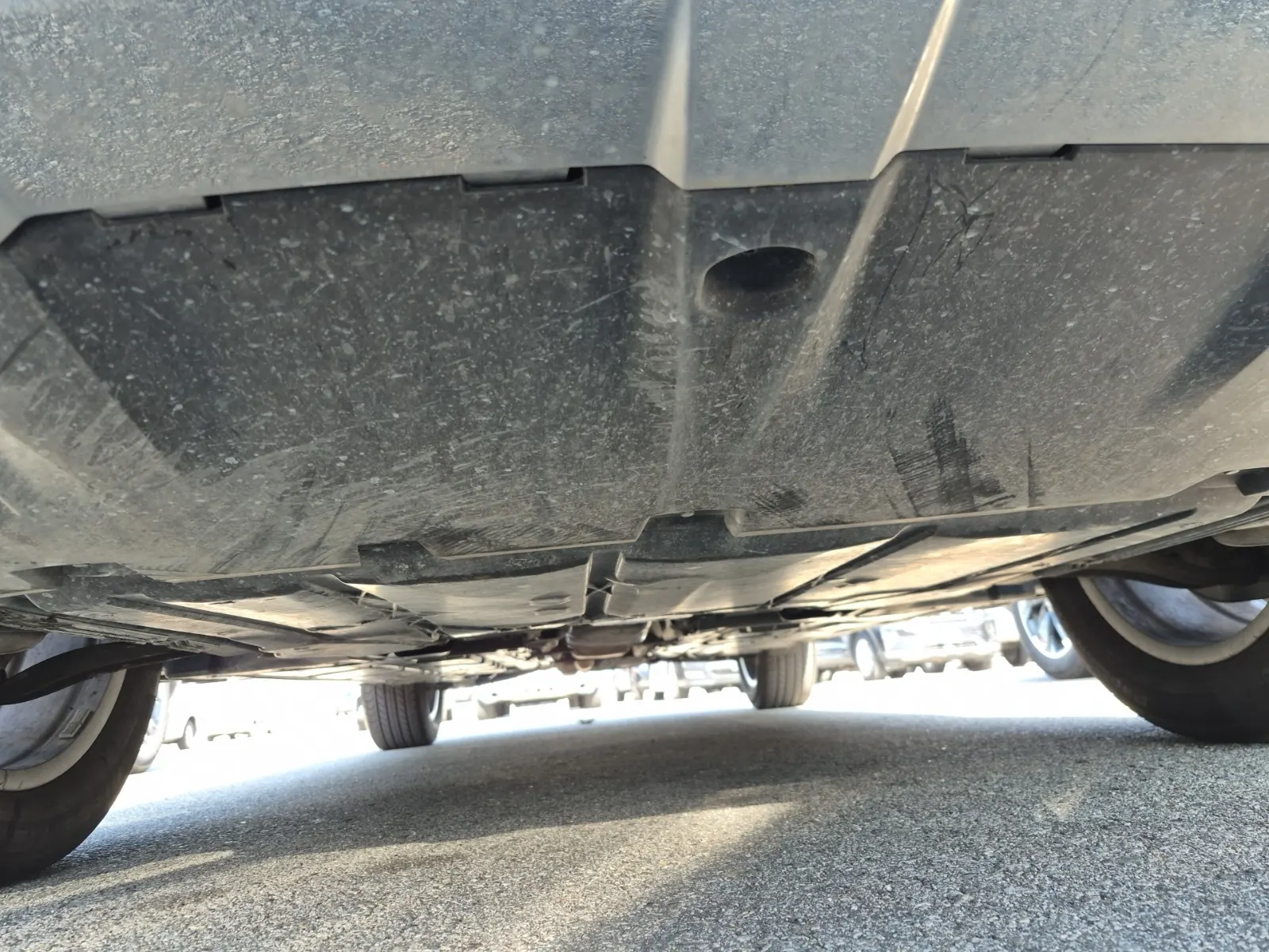 Undercarriage - Front Photo