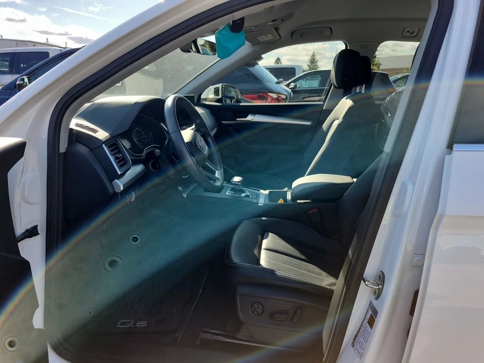 Front Interior Photo
