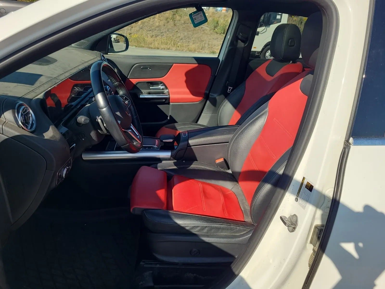 Front Interior Photo