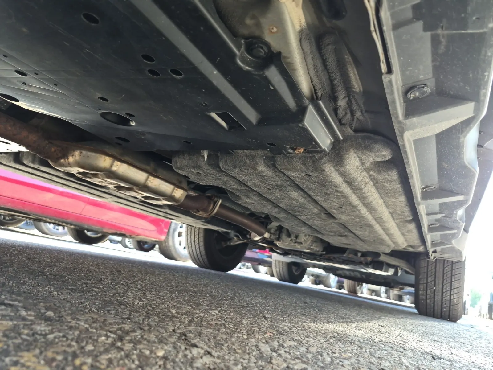 Undercarriage - Passenger Photo