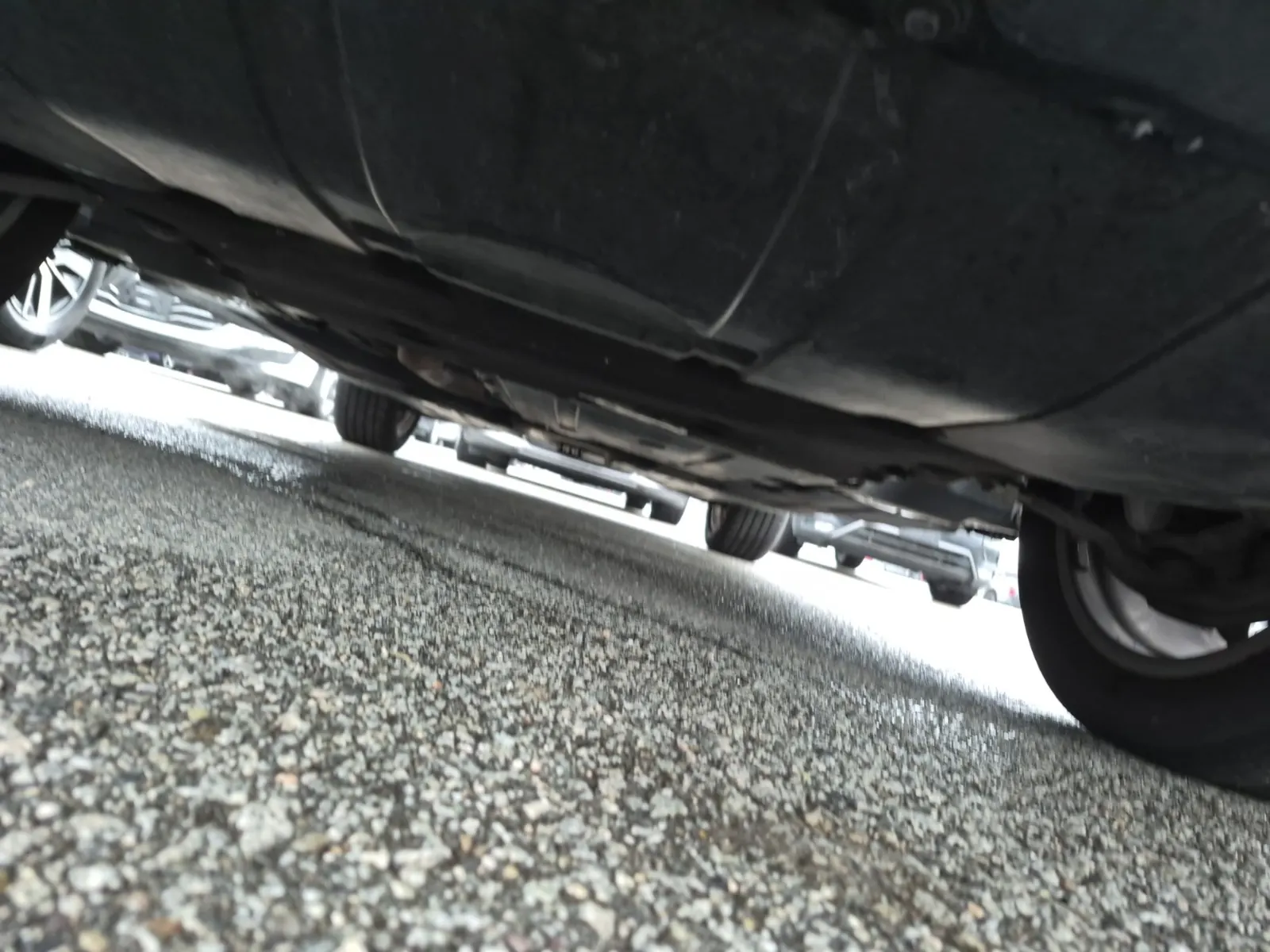 Undercarriage - Front Photo