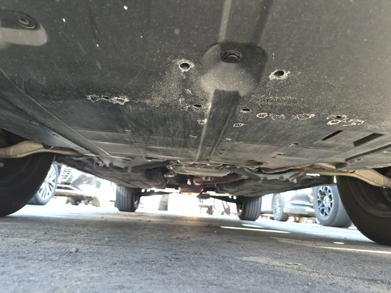 Undercarriage - Front Photo