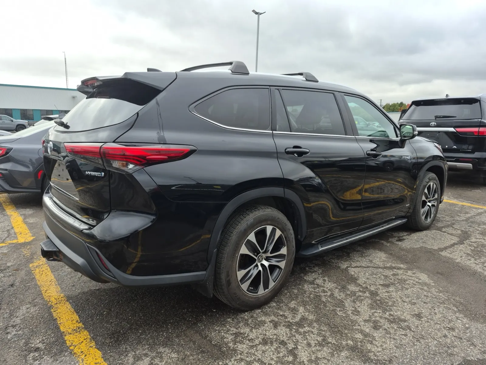 Passenger Rear 3/4 Photo