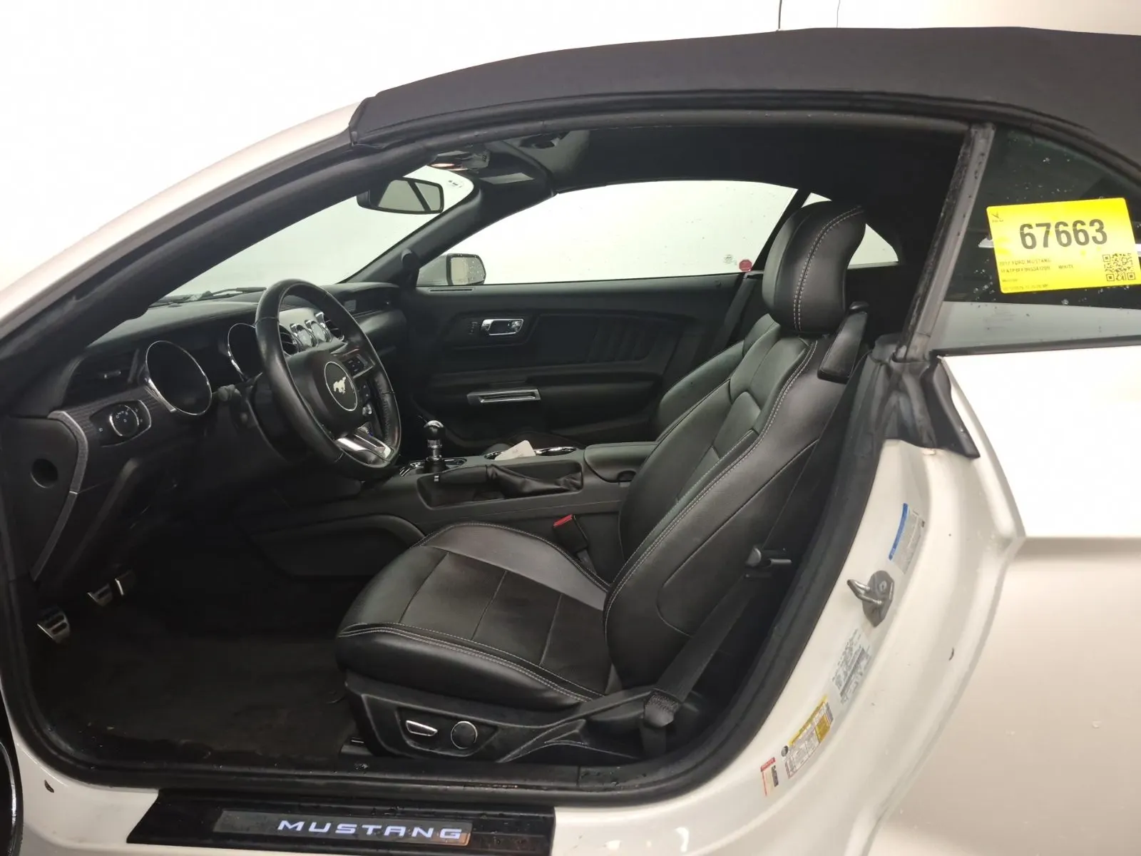 Front Interior Photo