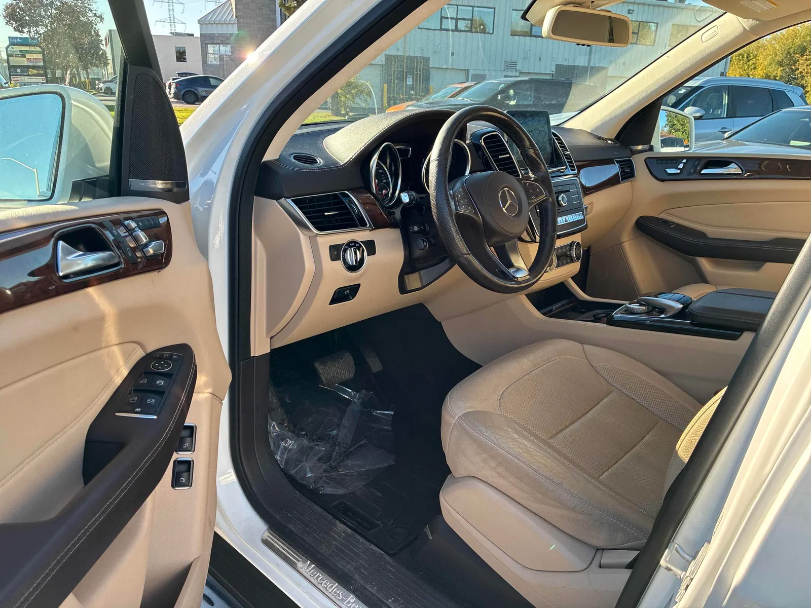 Interior driver side