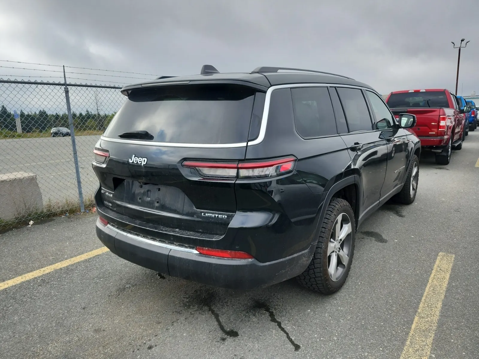 Passenger Rear 3/4 Photo