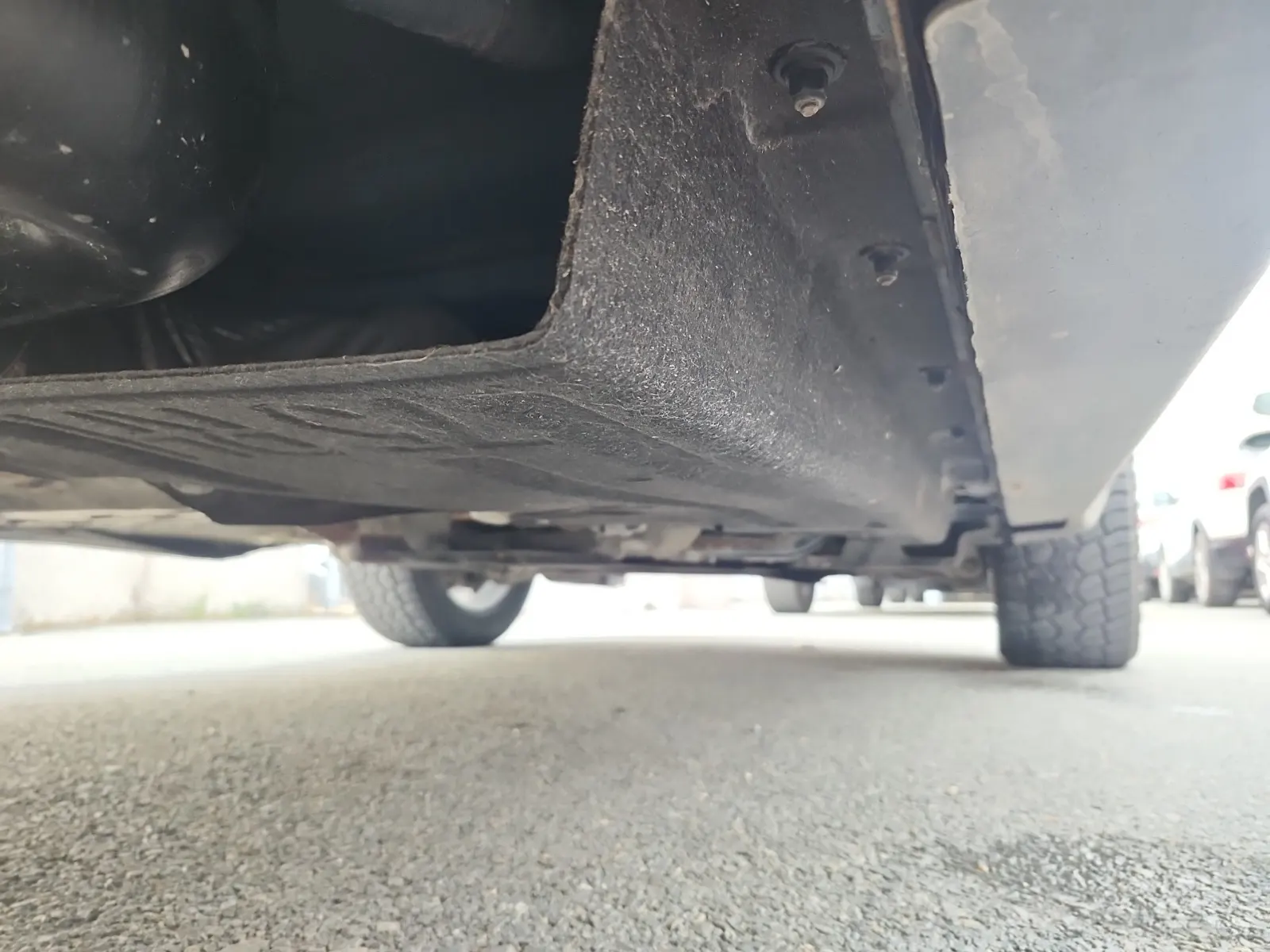 Undercarriage - Passenger Photo