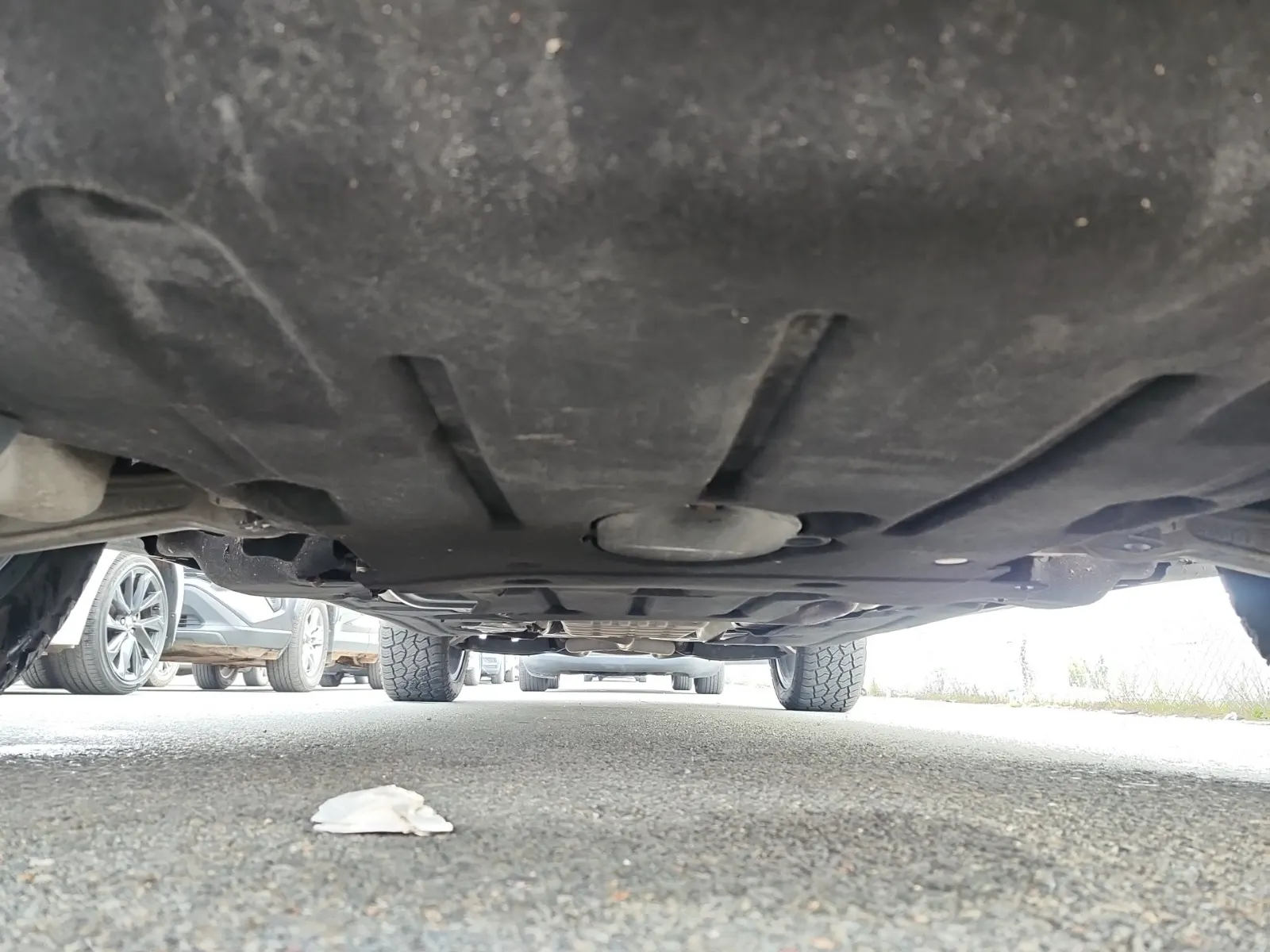 Undercarriage - Front Photo
