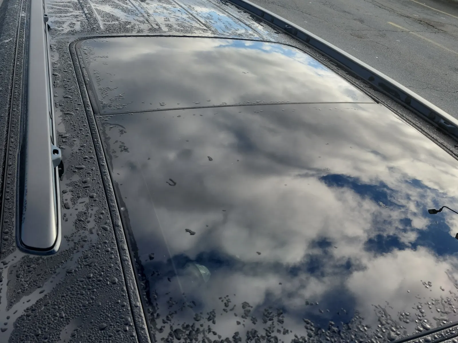Exterior Roof Photo