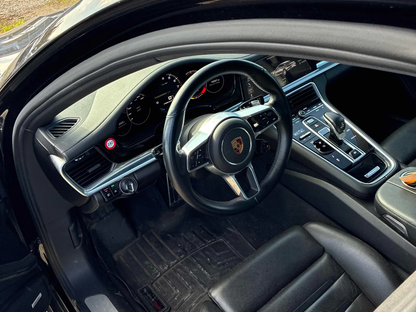 Interior driver side