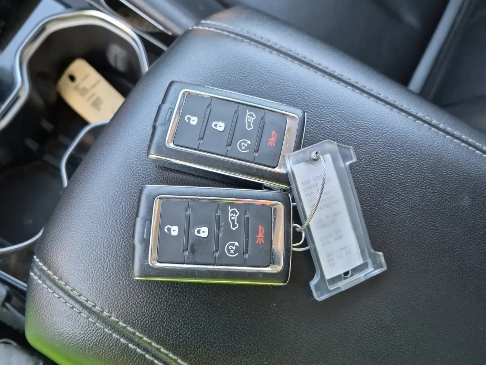 Keys/Fobs/Manual Photo