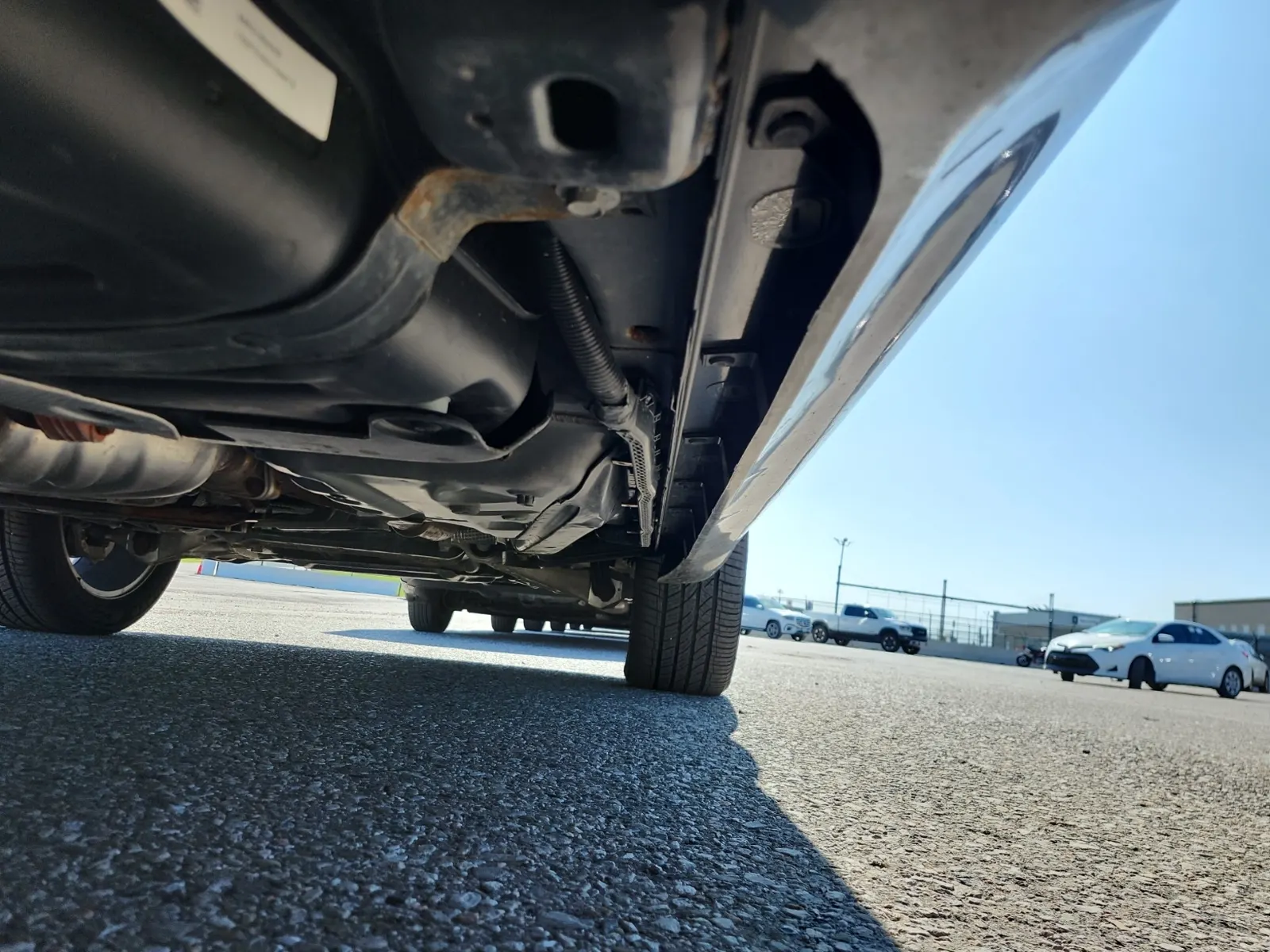Undercarriage - Passenger Photo