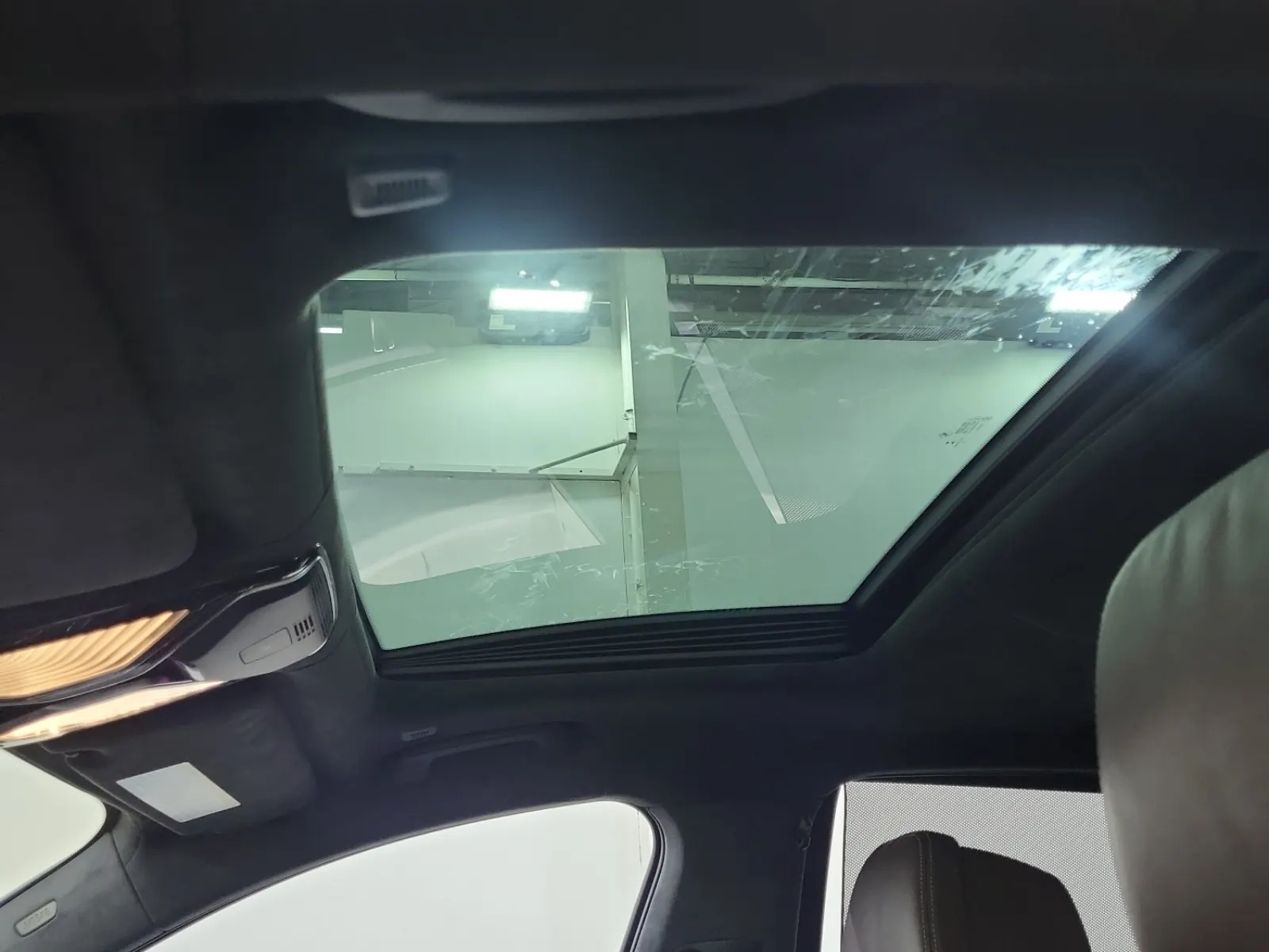Interior Roof Photo