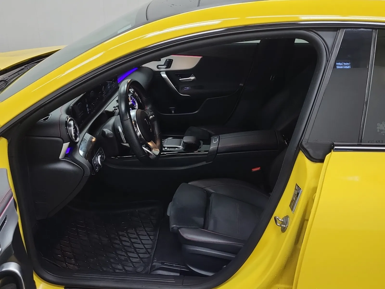Front Interior Photo