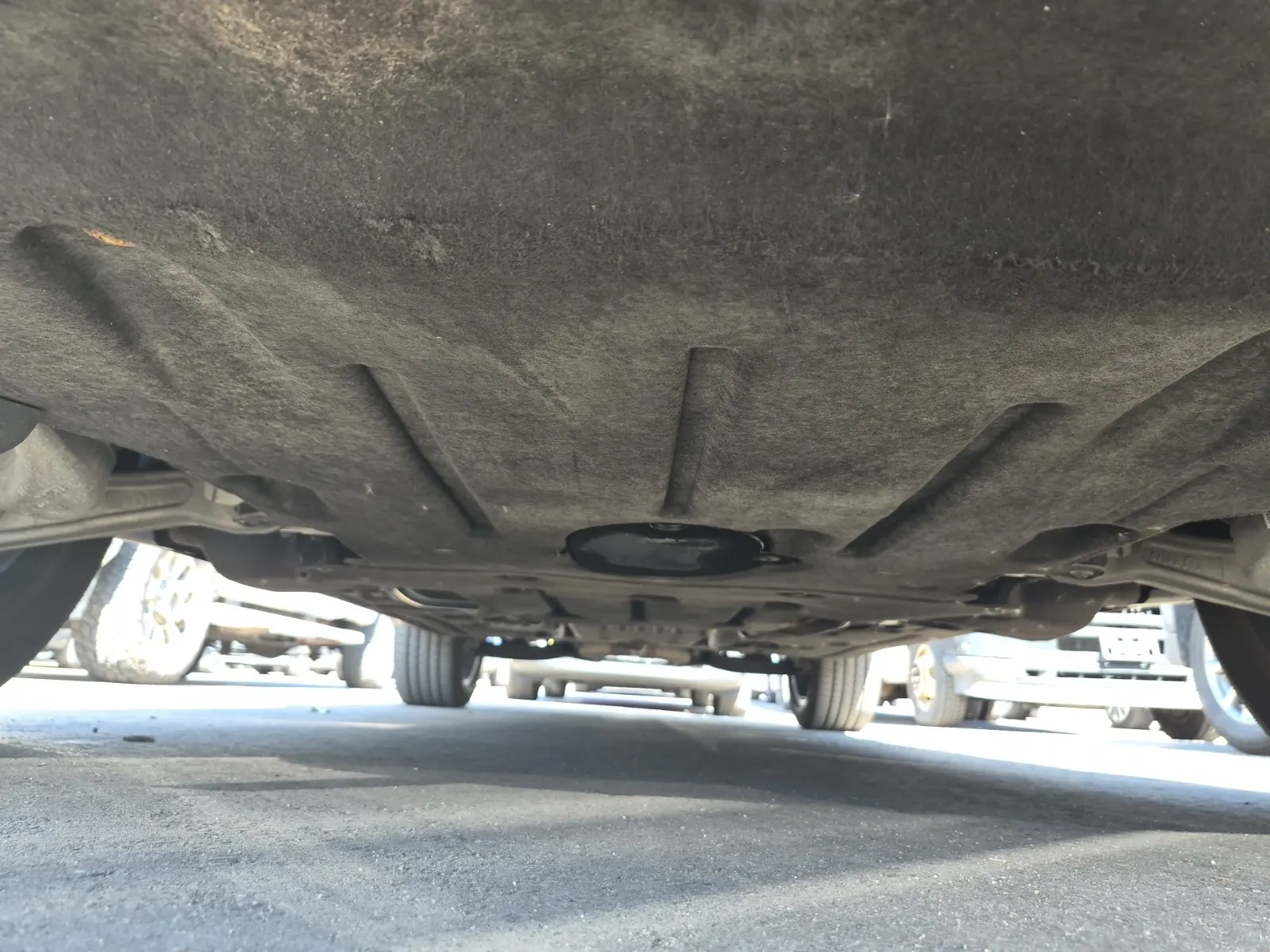 Undercarriage - Front Photo