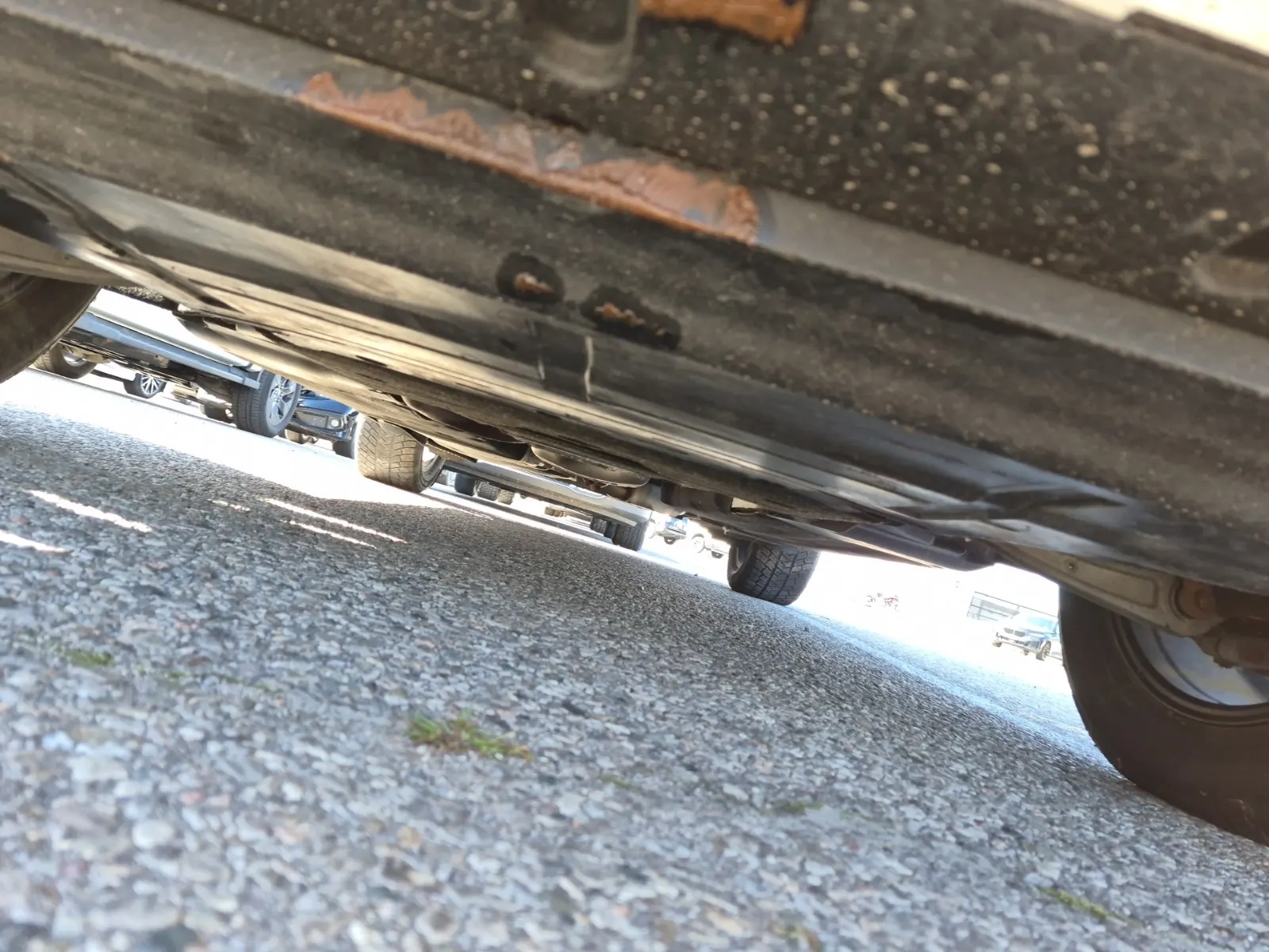 Undercarriage - Front Photo