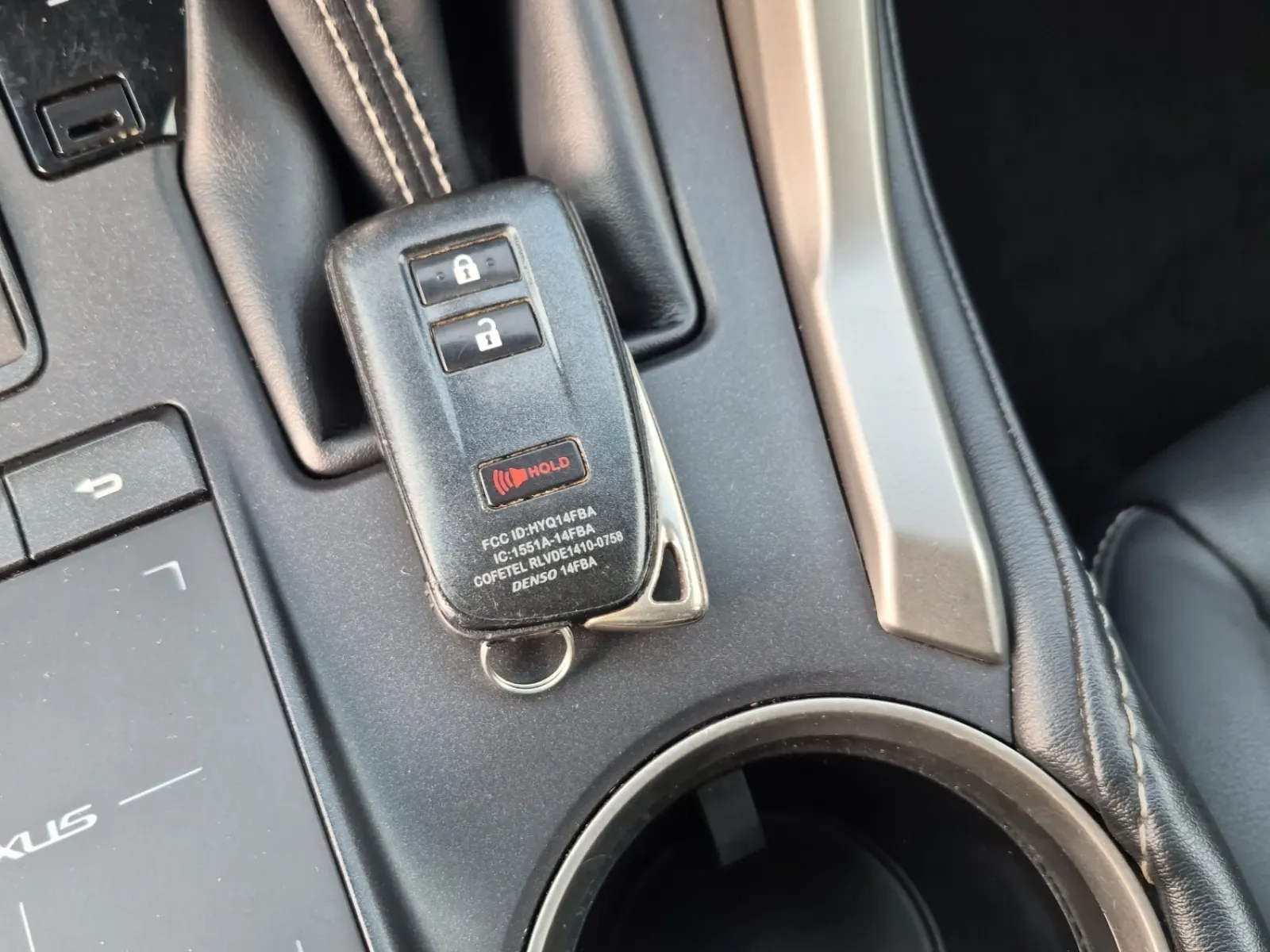 Keys/Fobs/Manual Photo