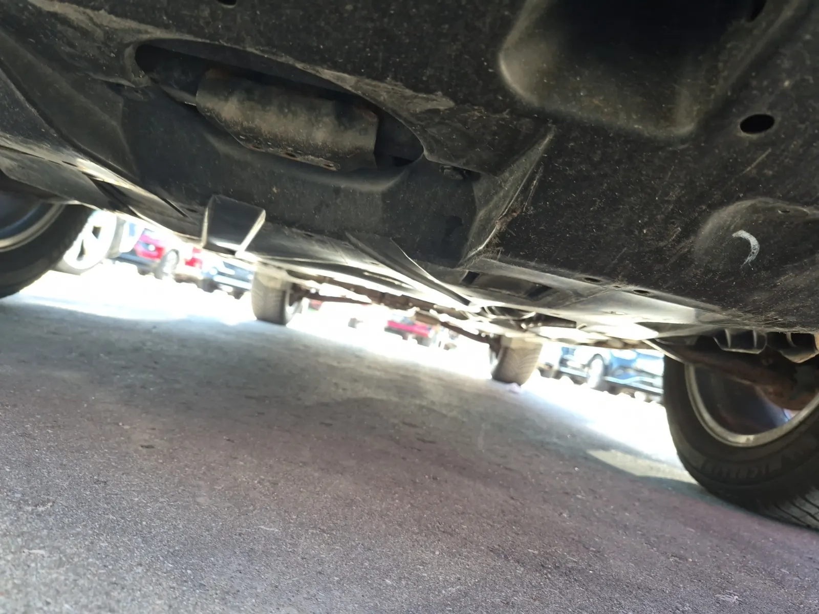 Undercarriage - Front Photo