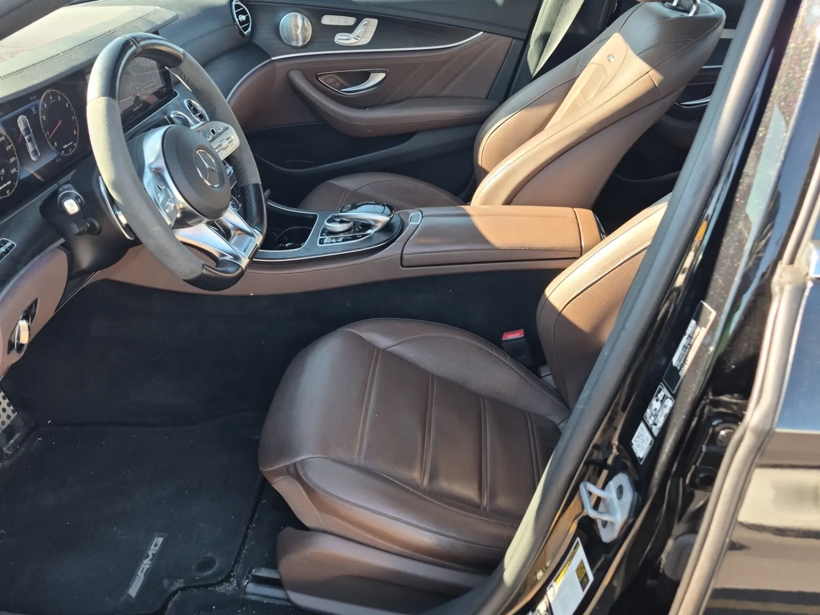 Front Interior Photo
