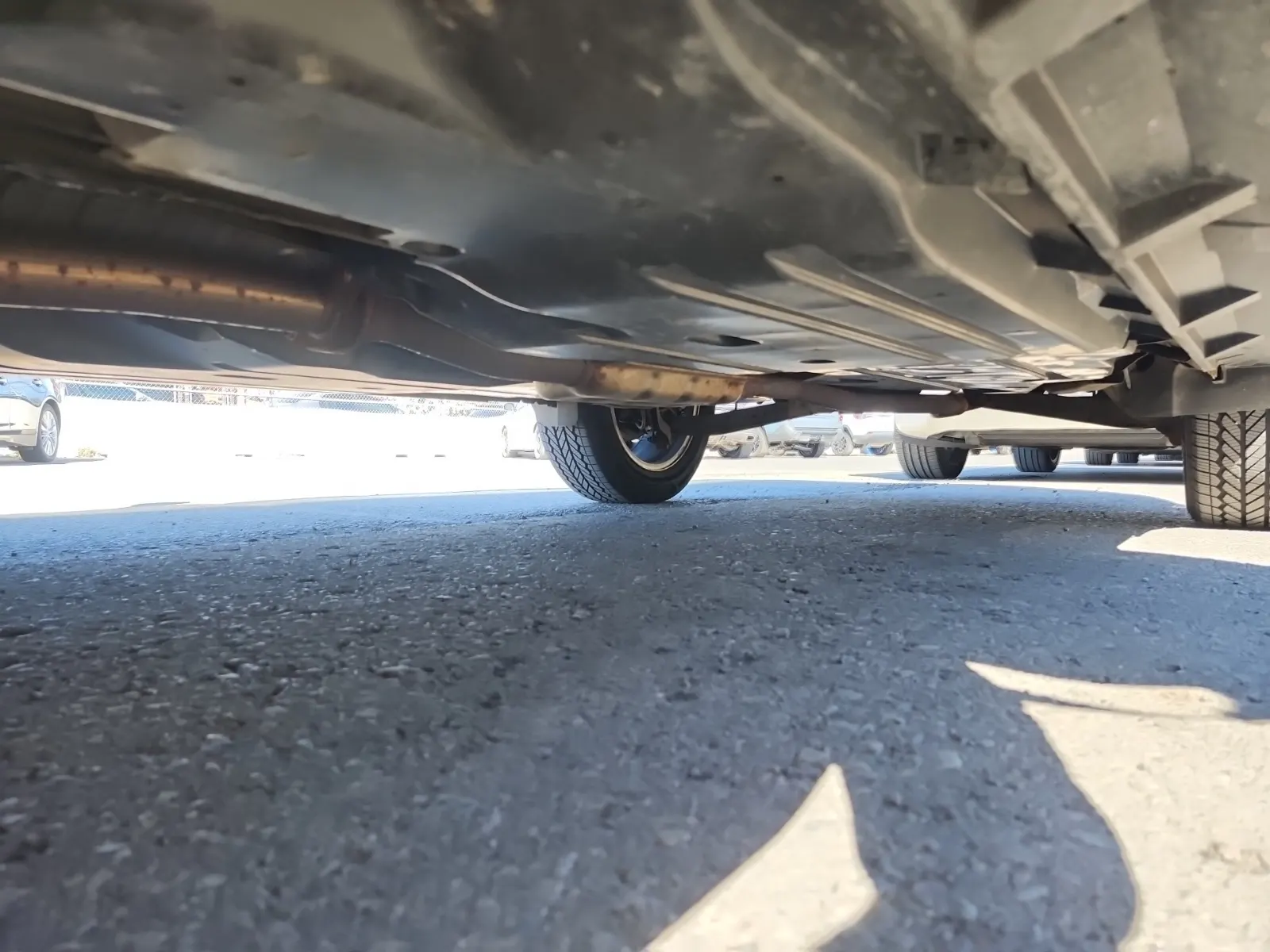 Undercarriage - Driver Photo