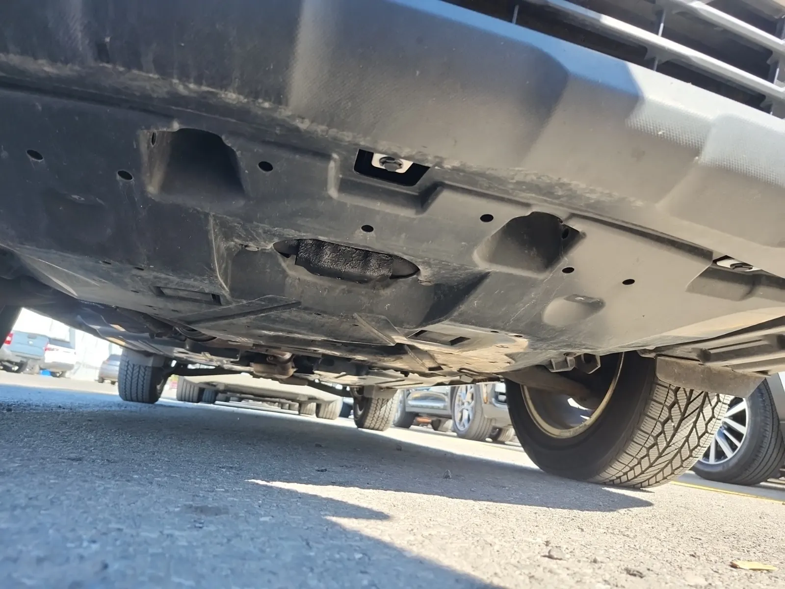 Undercarriage - Front Photo