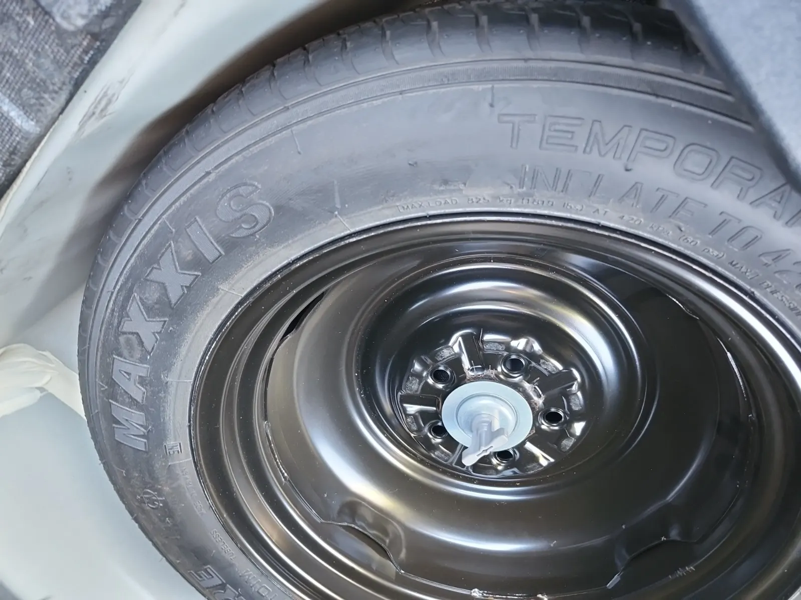 Spare Tire & Wheel Photo