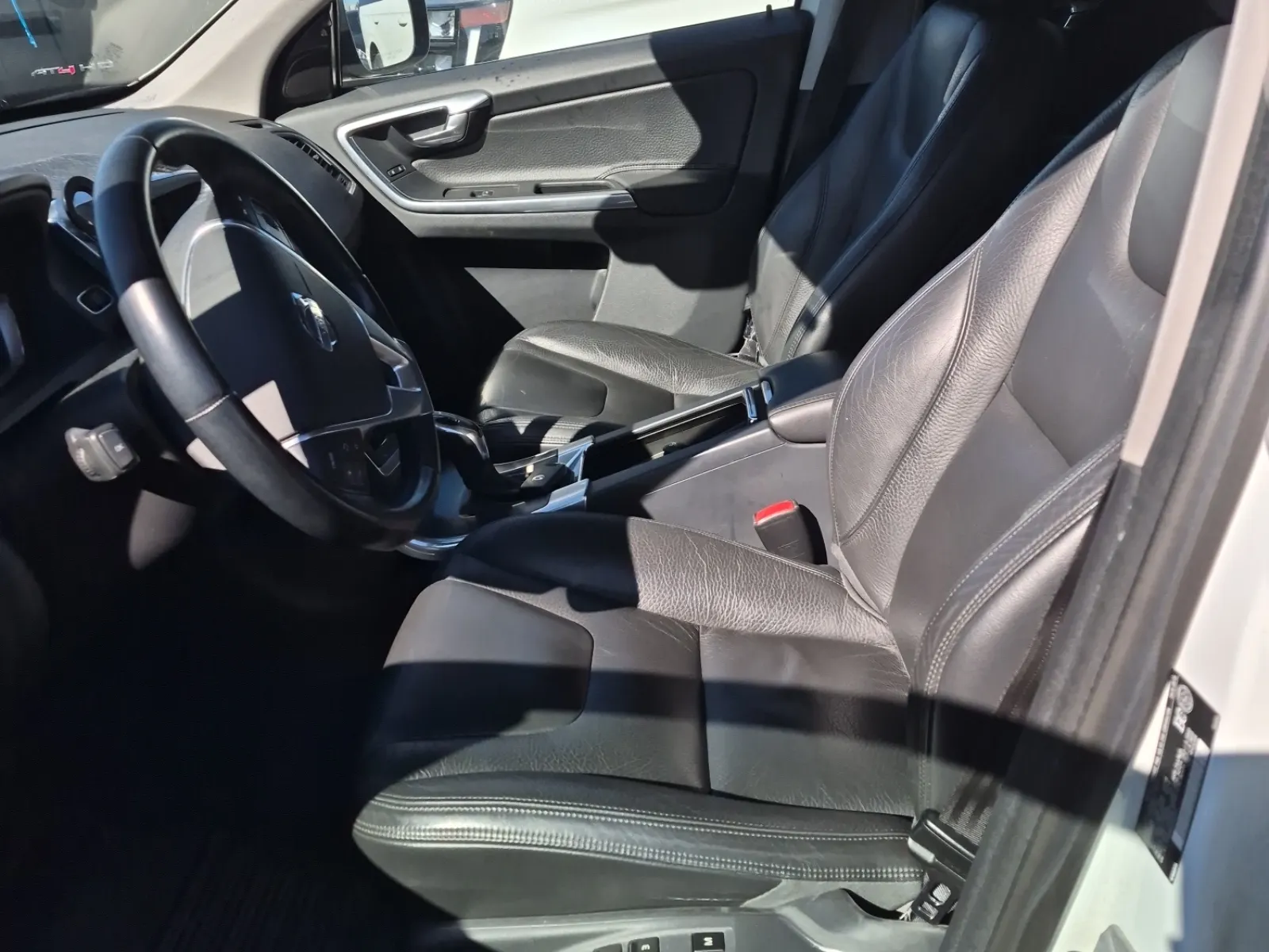 Front Interior Photo