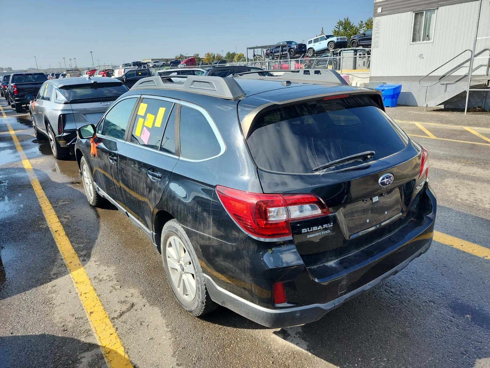 Driver Rear 3/4 Photo