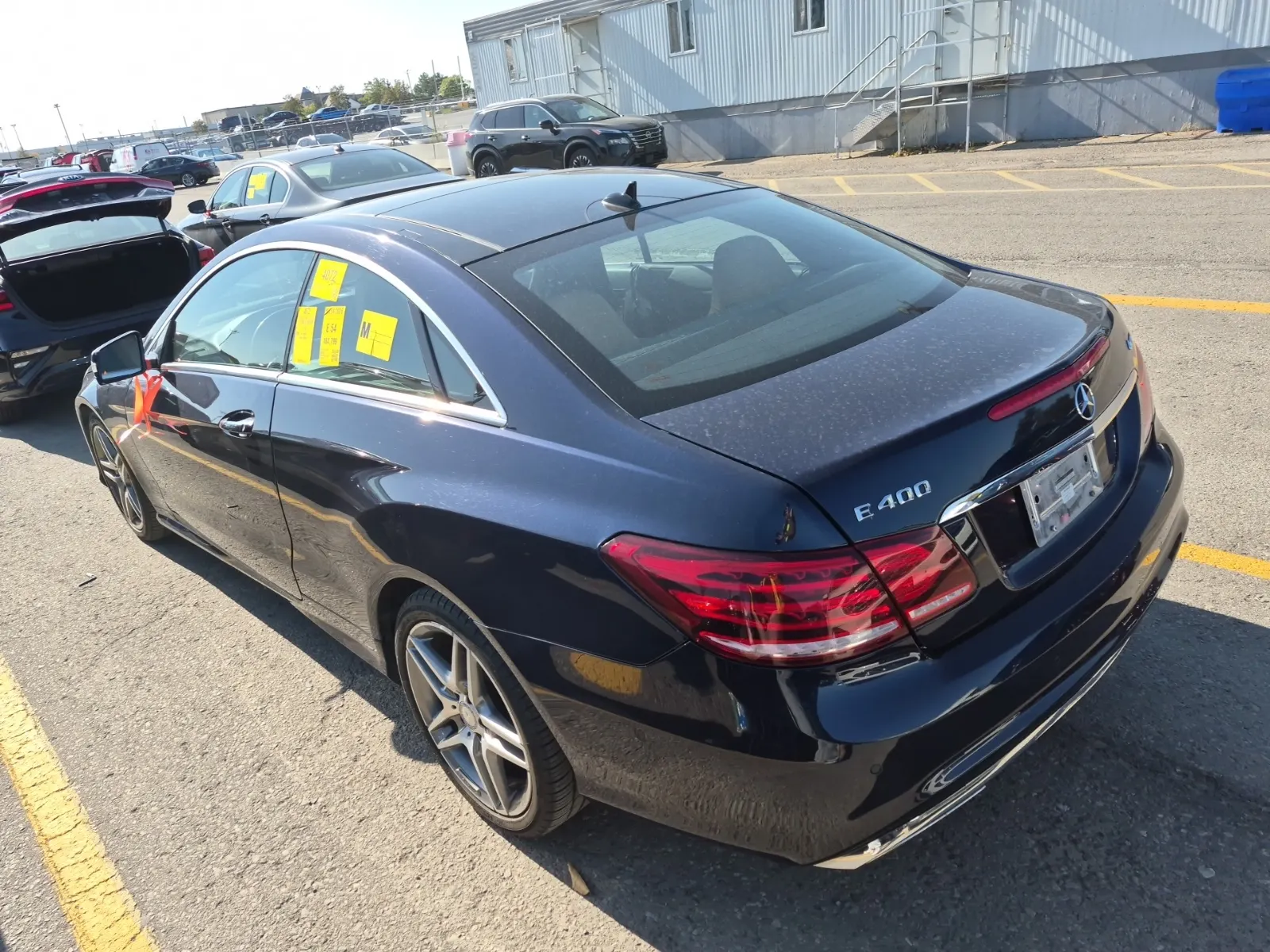 Driver Rear 3/4 Photo