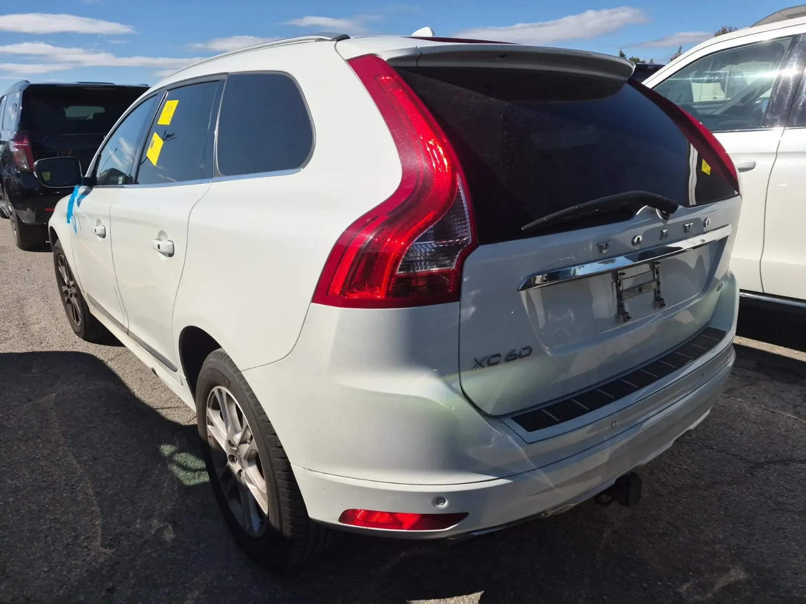 Driver Rear 3/4 Photo