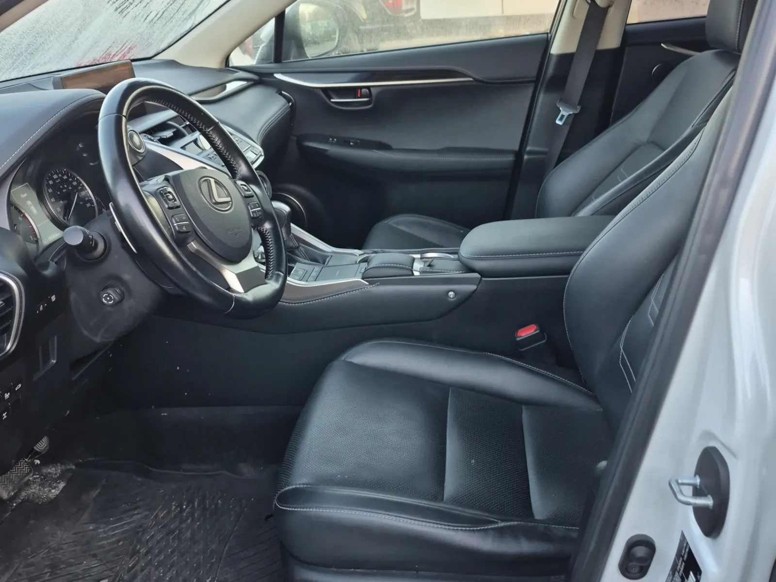 Front Interior Photo