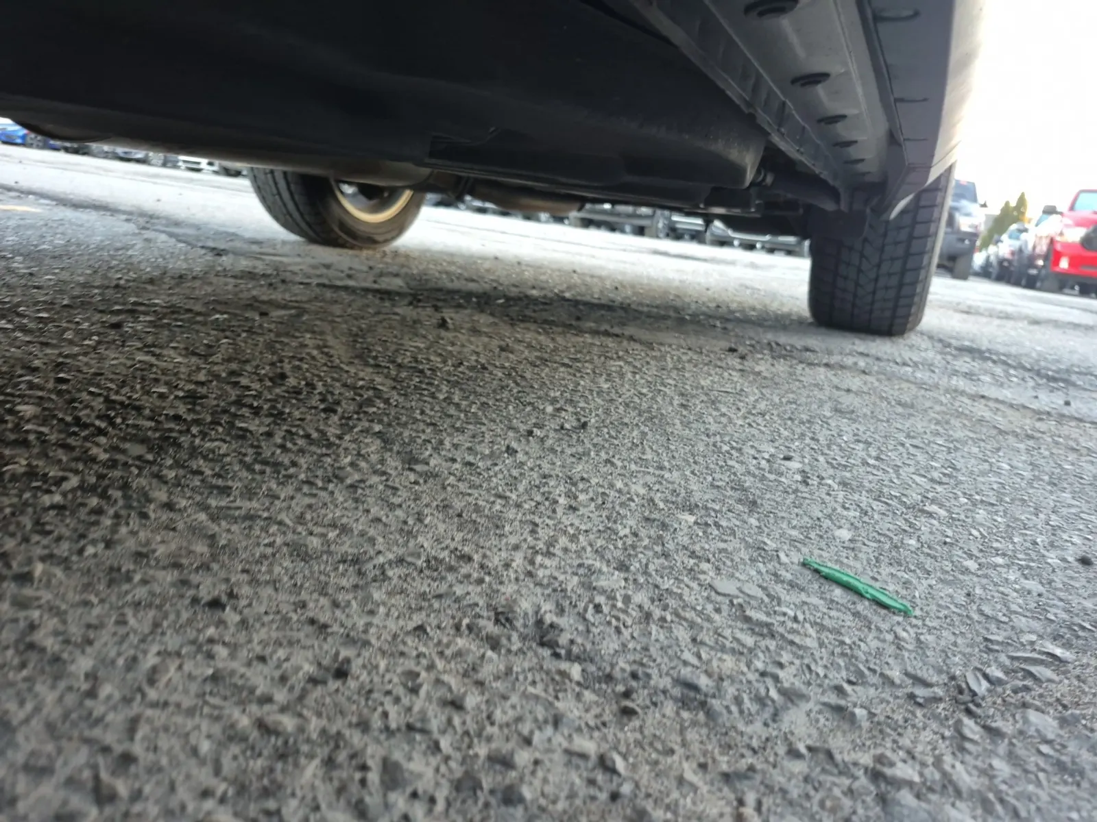 Undercarriage - Driver Photo