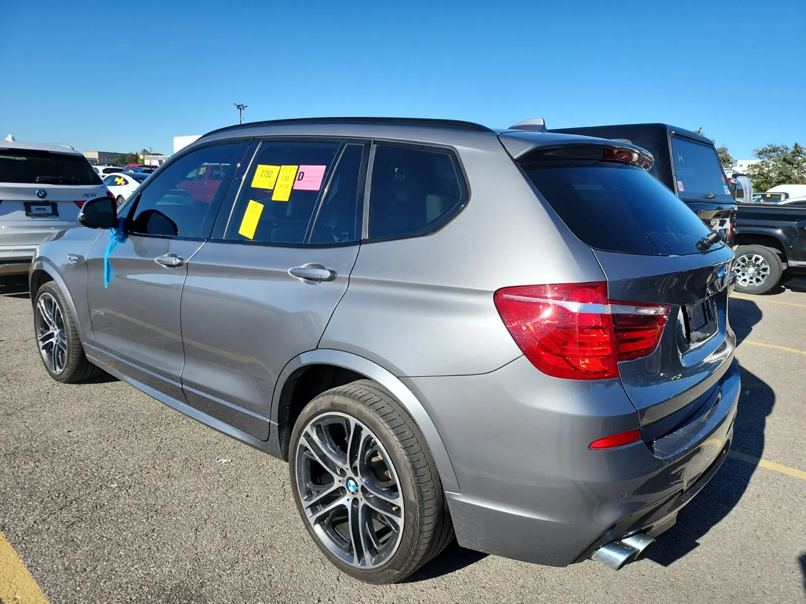 Driver Rear 3/4 Photo
