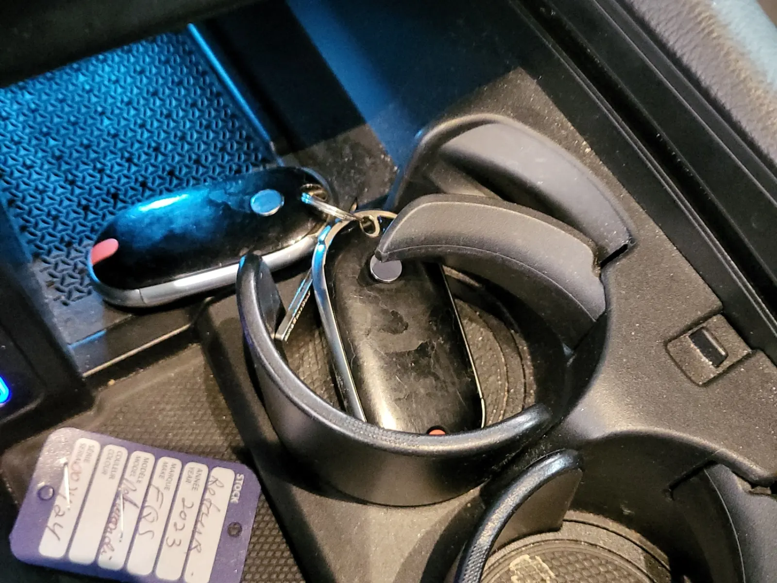 Keys/Fobs/Manual Photo