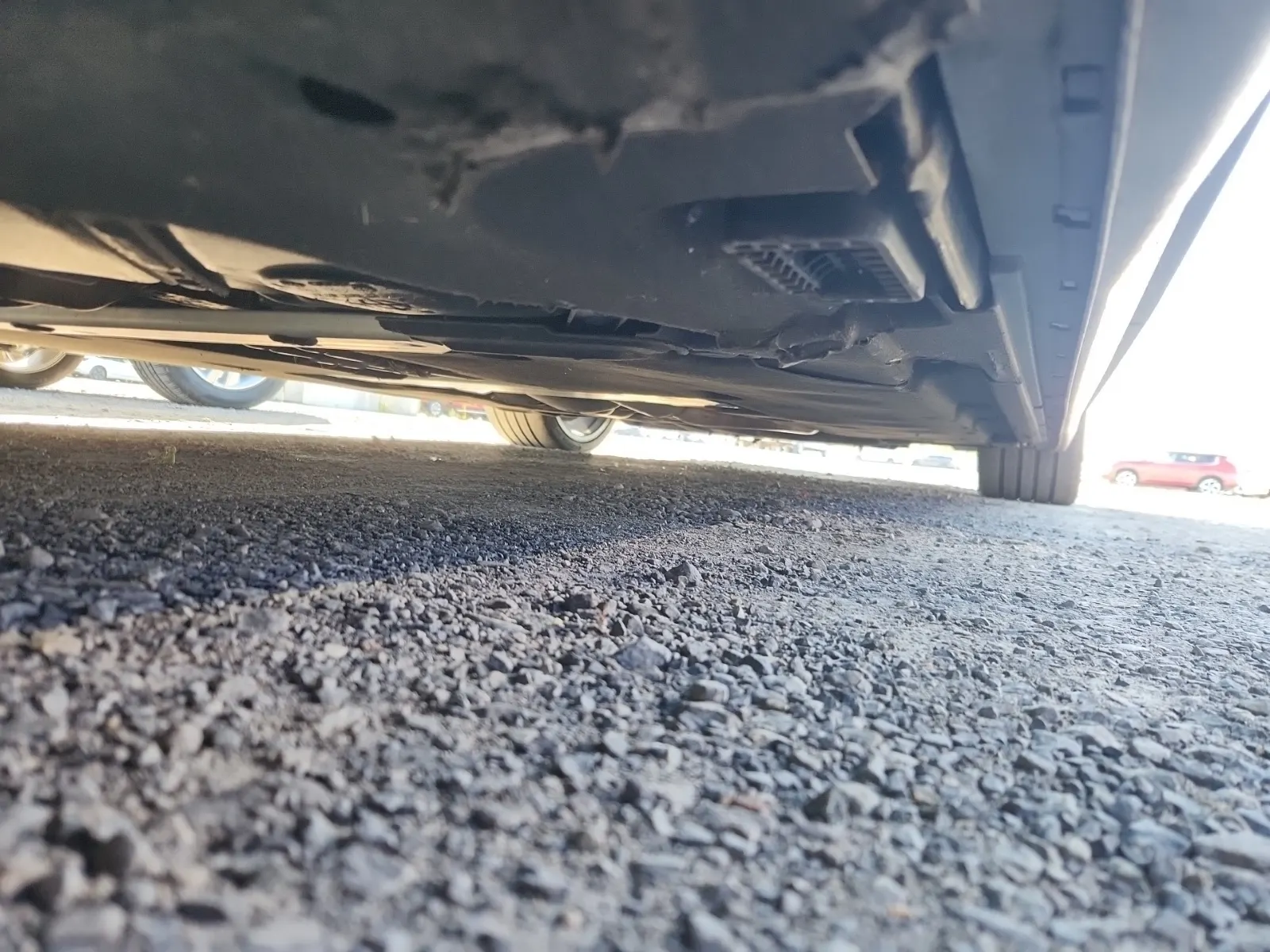 Undercarriage - Passenger Photo