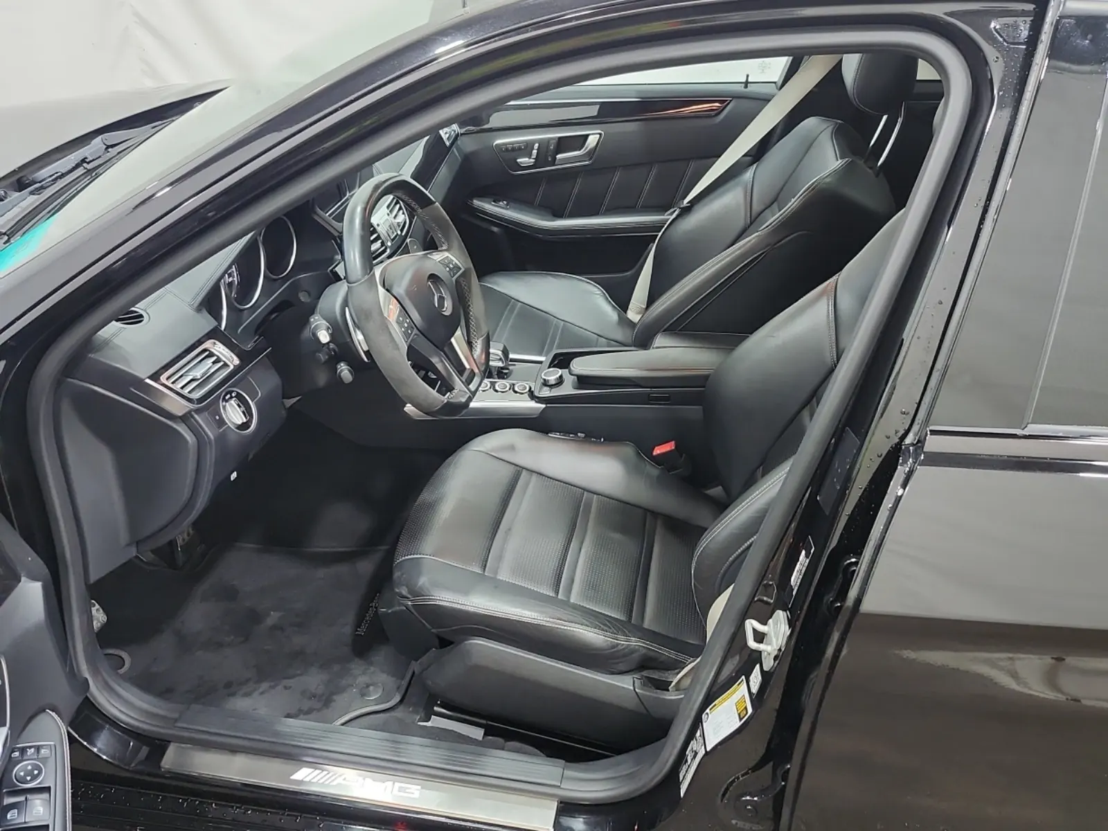 Front Interior Photo