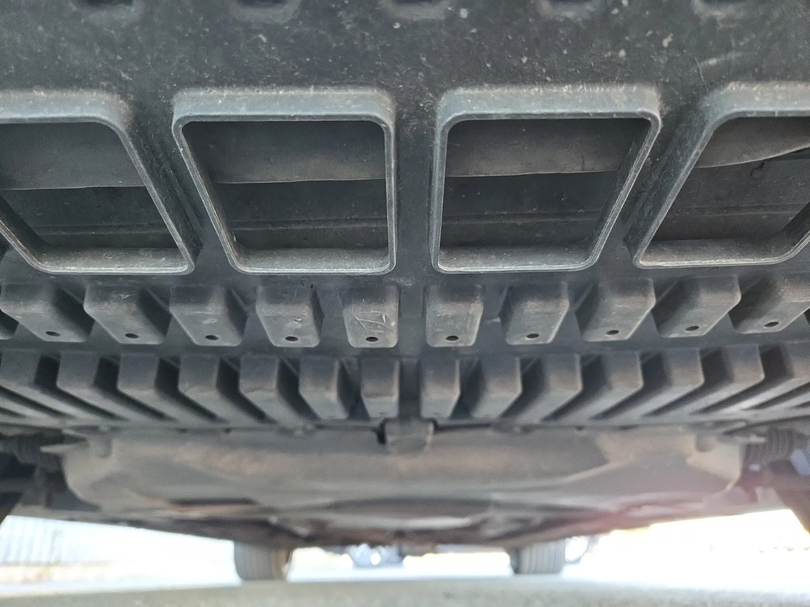 Undercarriage - Front Photo
