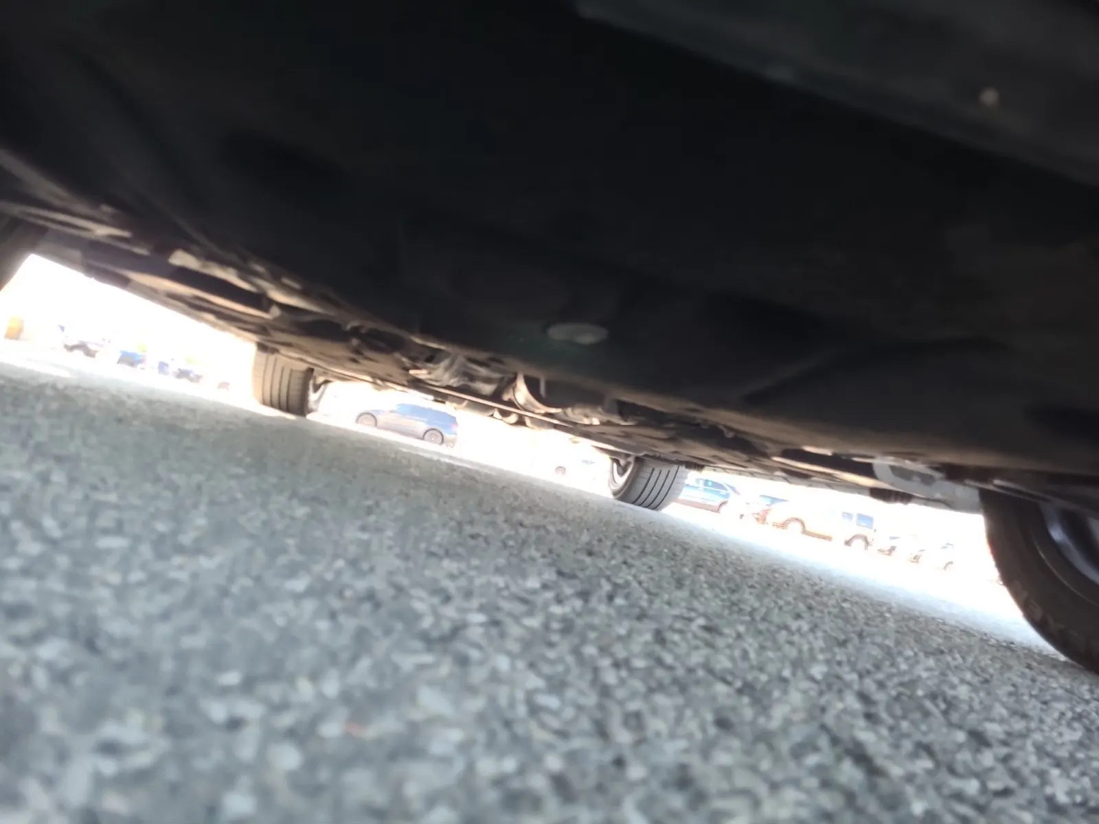 Undercarriage - Front Photo