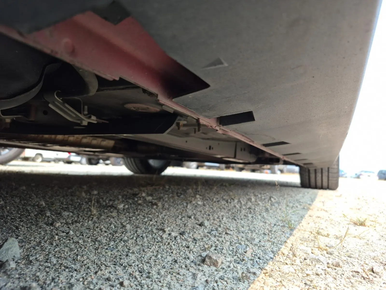 Undercarriage - Passenger Photo