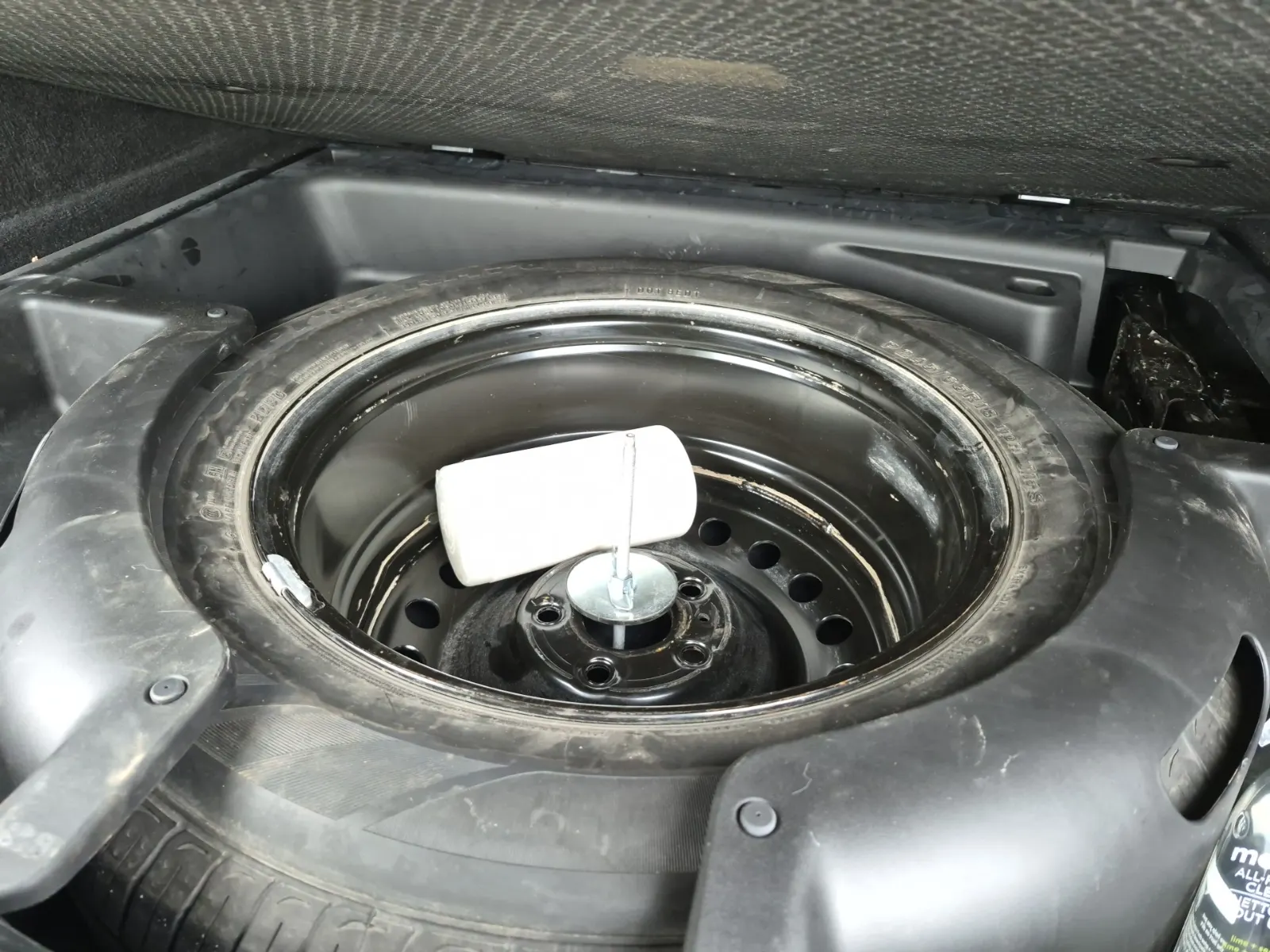 Spare Tire & Wheel Photo