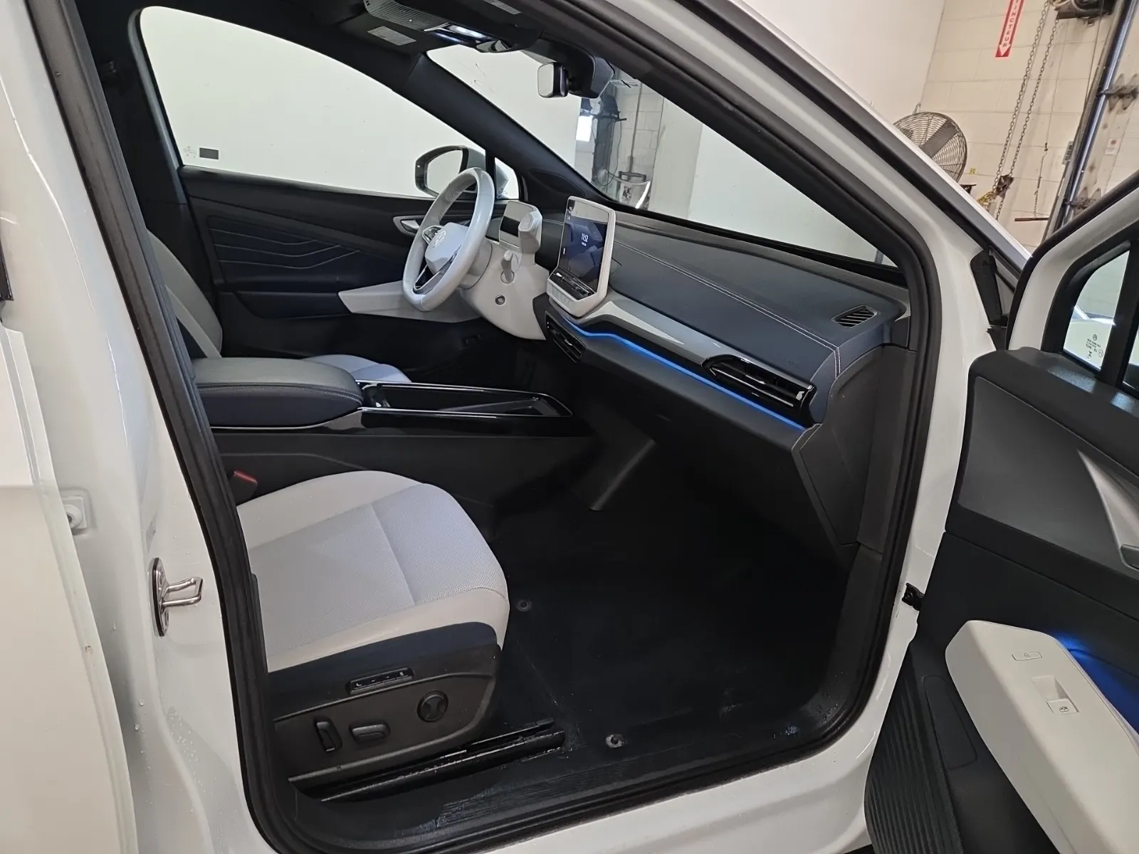 Right Side Interior Photo