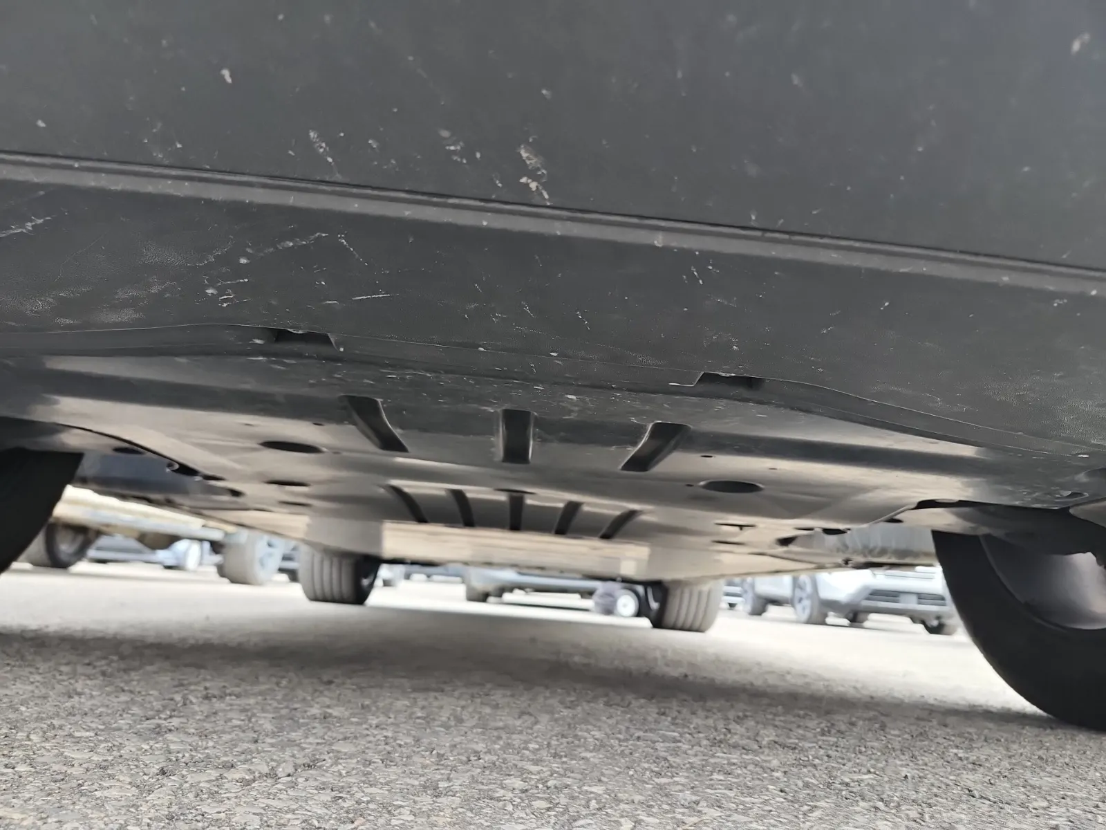 Undercarriage - Front Photo